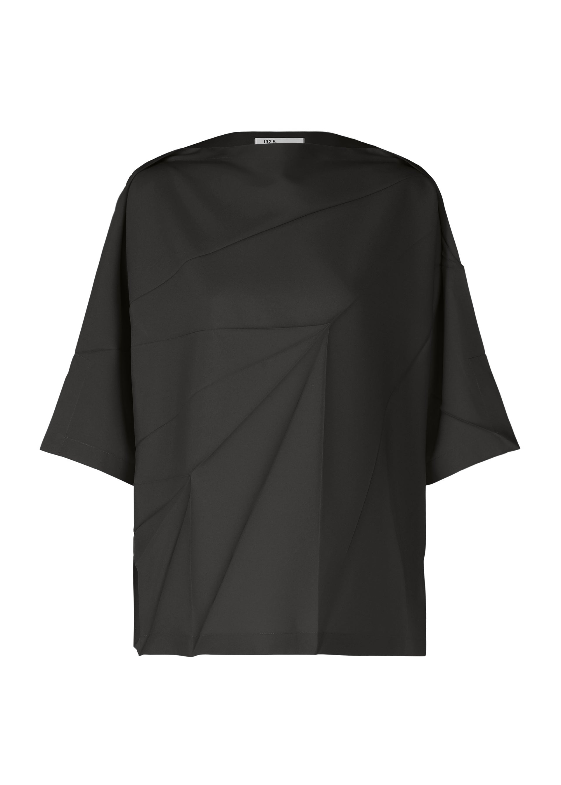 RADIAL FOLD SHIRT – isseymiyake.com
