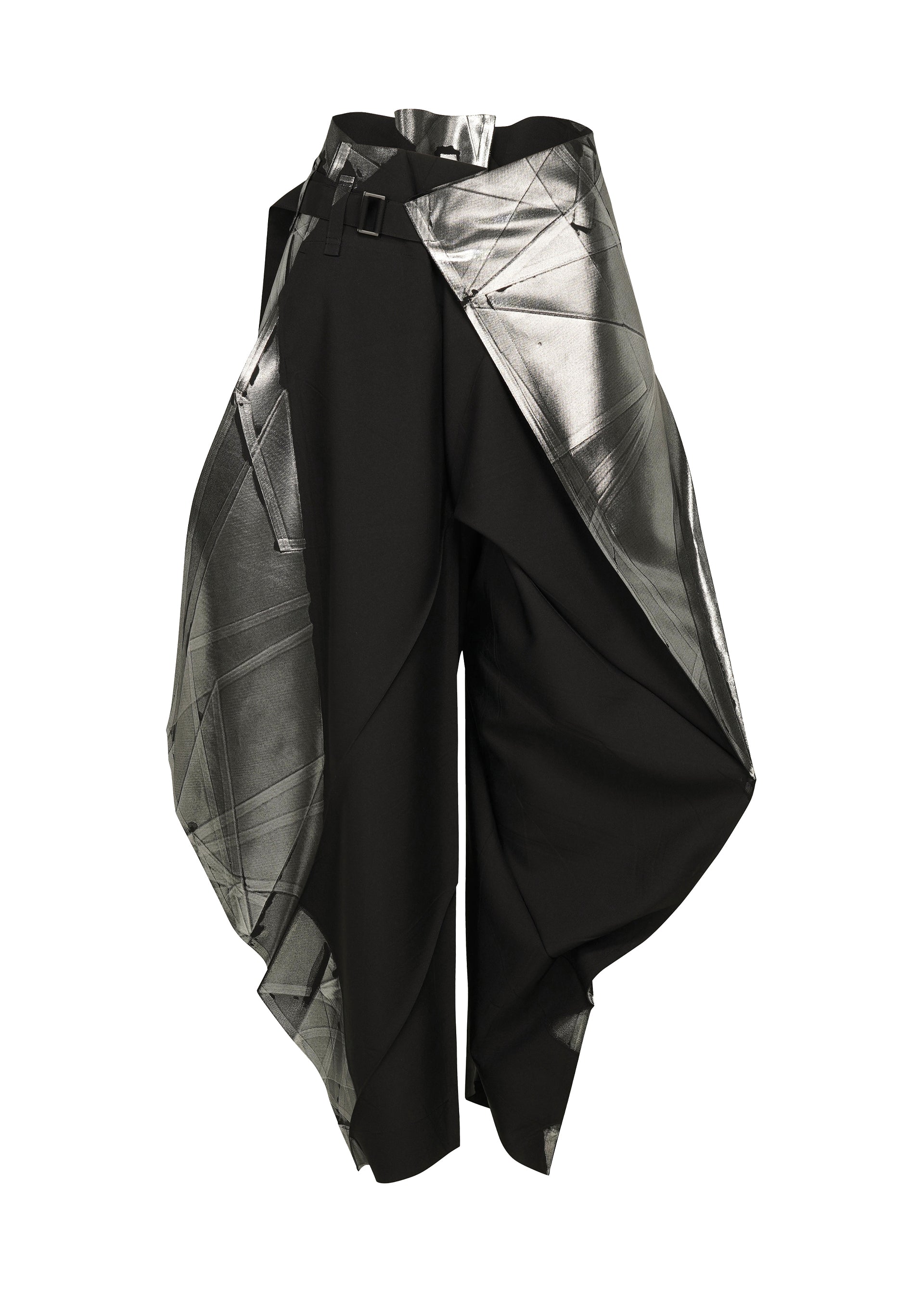 b*a様 【美品】ISSEY MIYAKE 132.5 変形ドレープパンツ 黒 F-BT – isseymiyake.com