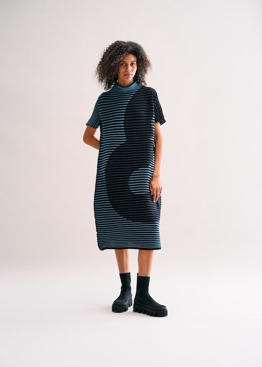 MEANDER KNIT、ウィメンズ_ワンピース、着用画像1