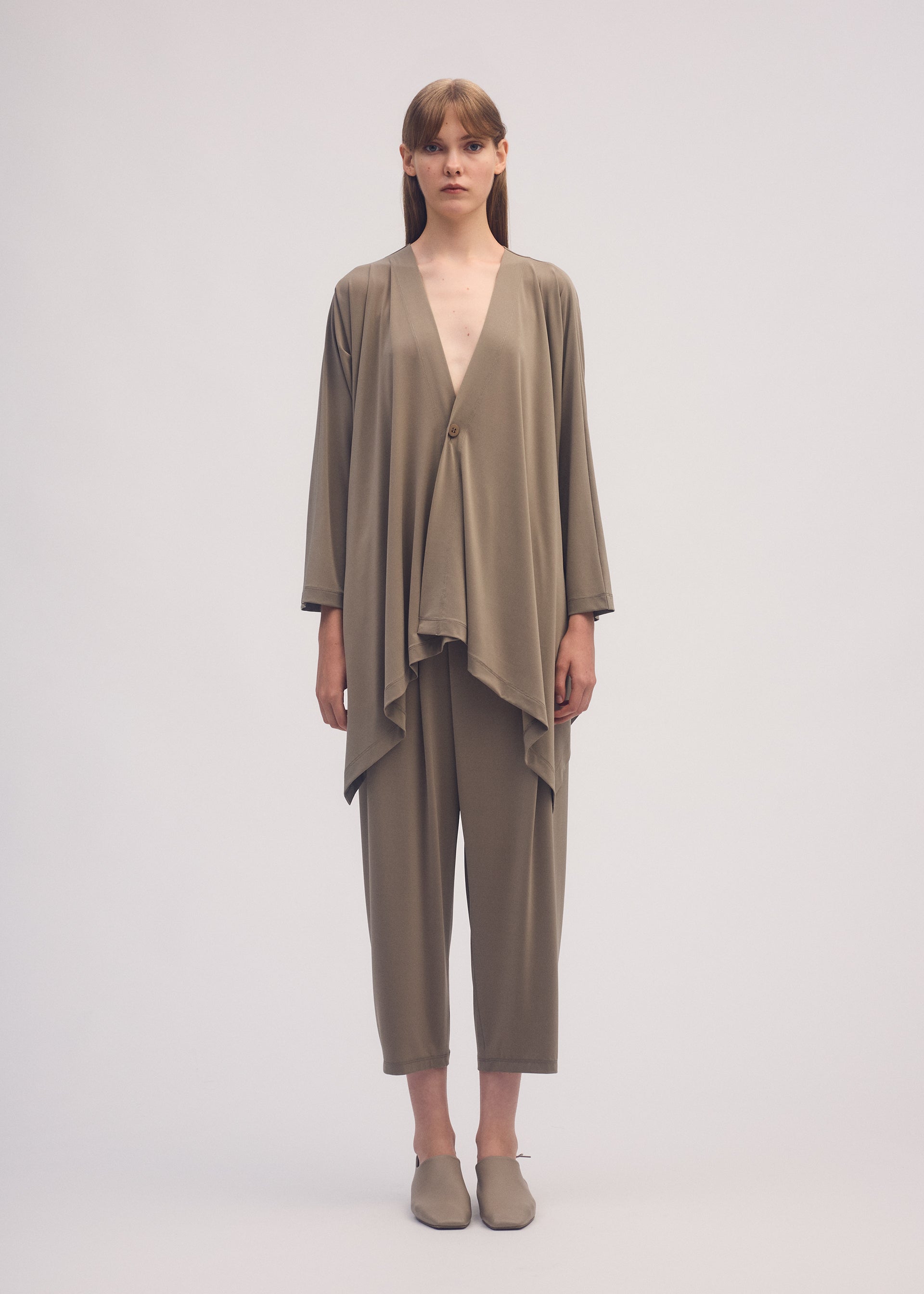 DRAPE JERSEY-56、ウィメンズ_パンツ、着用画像1