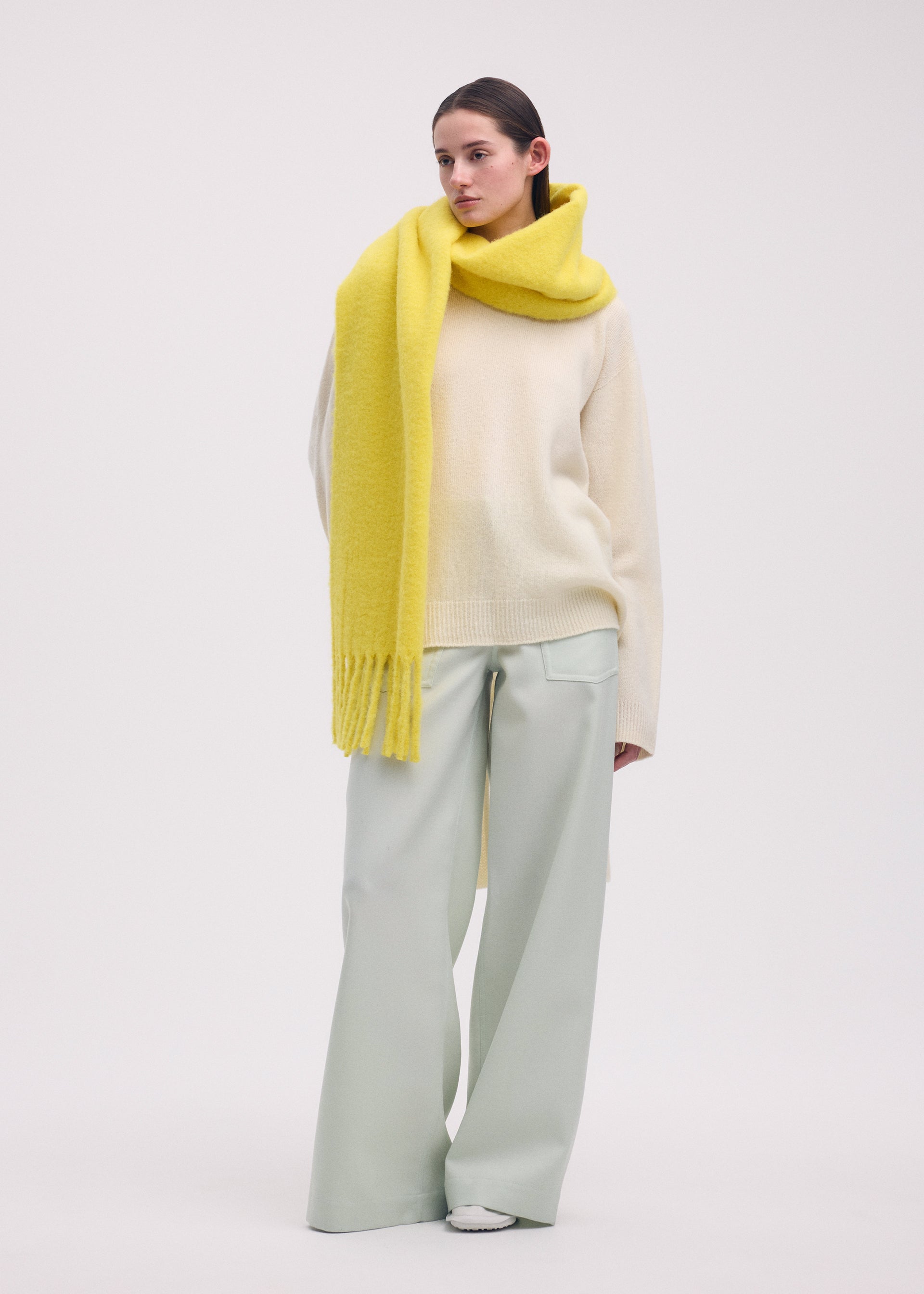 BABY ALPACA STOLE、アクセサリー&その他_ストール、着用画像2