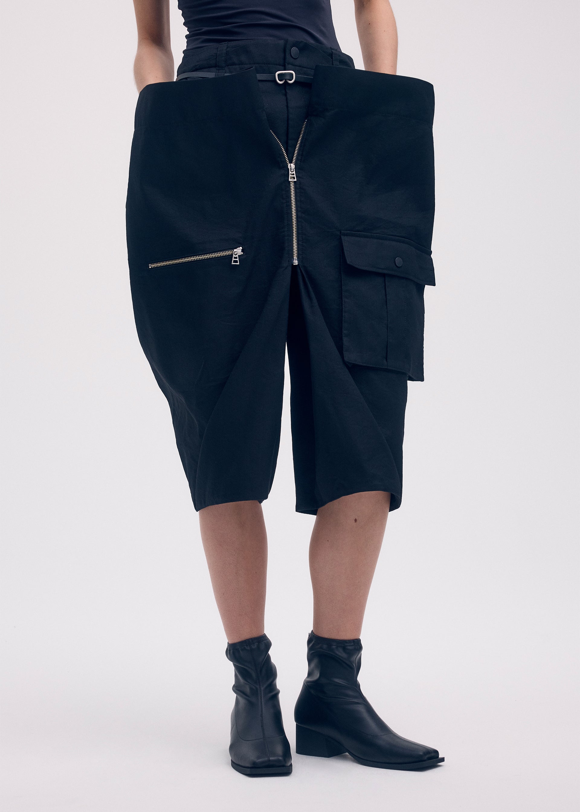 PEEKABOO、ウィメンズ_パンツ、着用画像2
