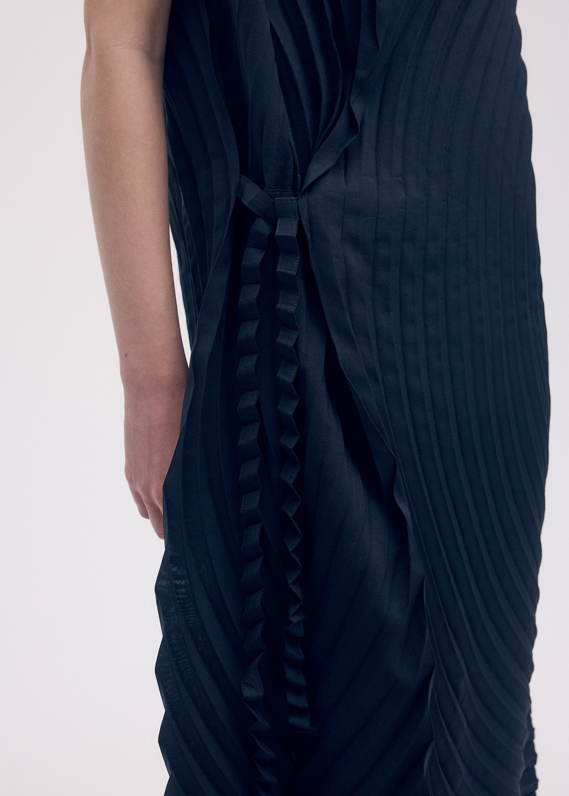 PAPER BAG PLEATS、ウィメンズ_ワンピース、着用画像3