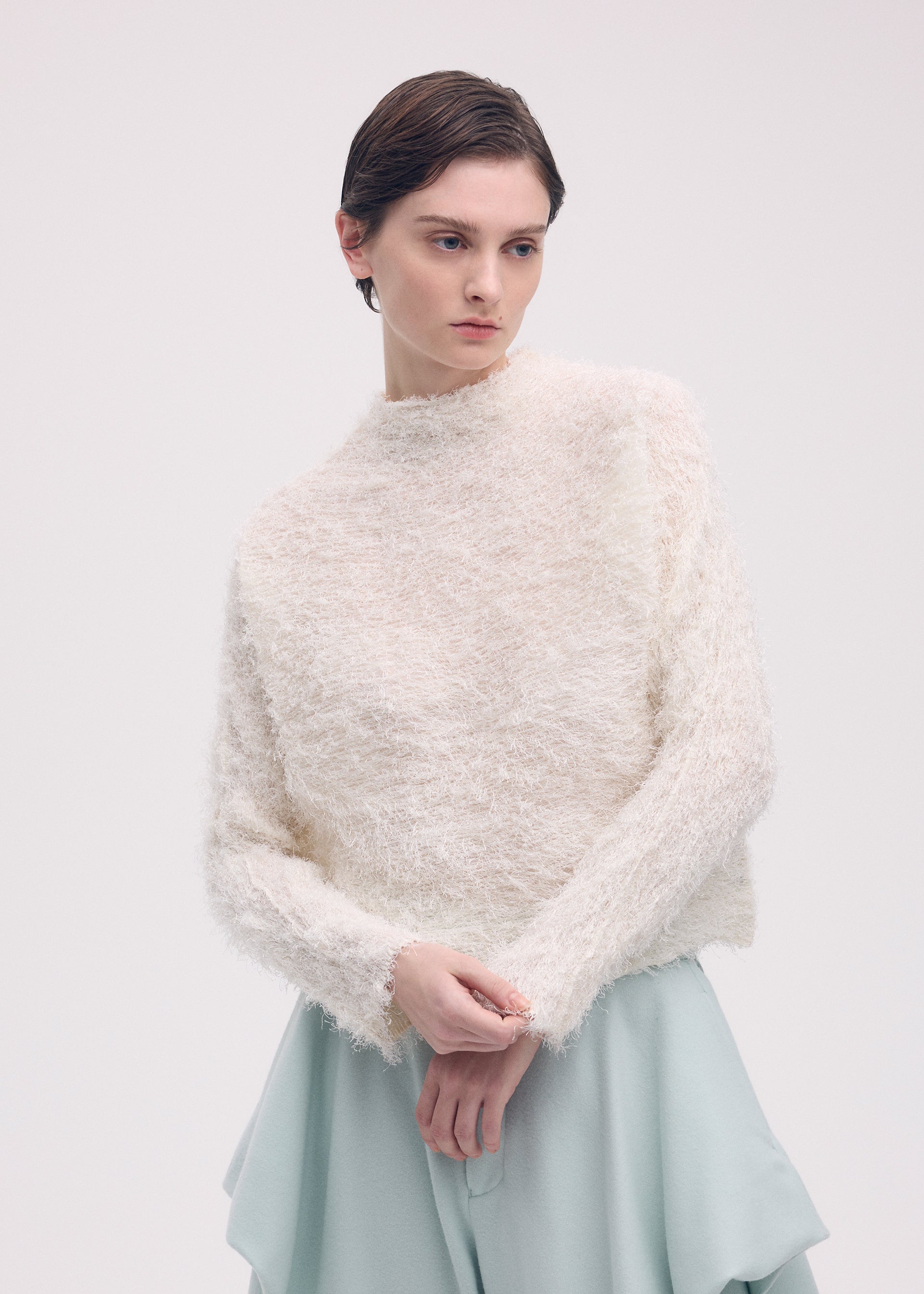 SHIFTED FUZZY PLEATS、ウィメンズ_トップス_トップ、着用画像3