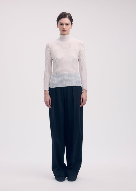 WOOLY PLEATS BK/WT-58、ウィメンズ_トップス_トップ、着用画像1