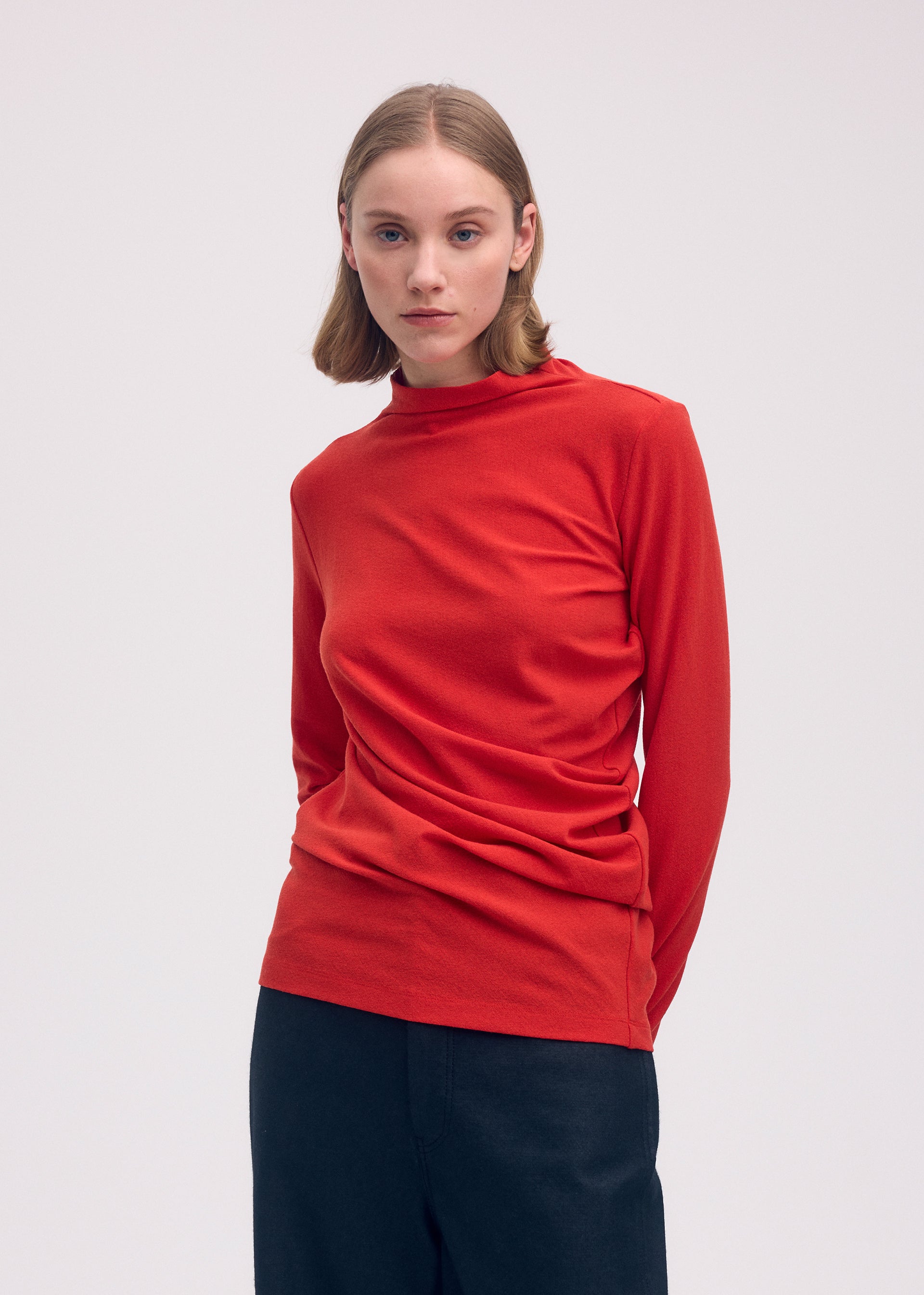 THREE-SLEEVED JERSEY、ウィメンズ_トップス_トップ、着用画像2