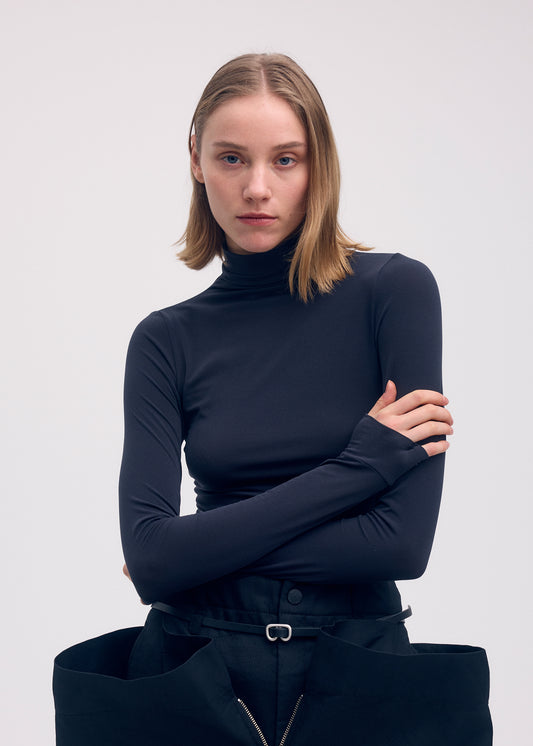 LIKE SKIN、ウィメンズ_トップス_トップ、着用画像1