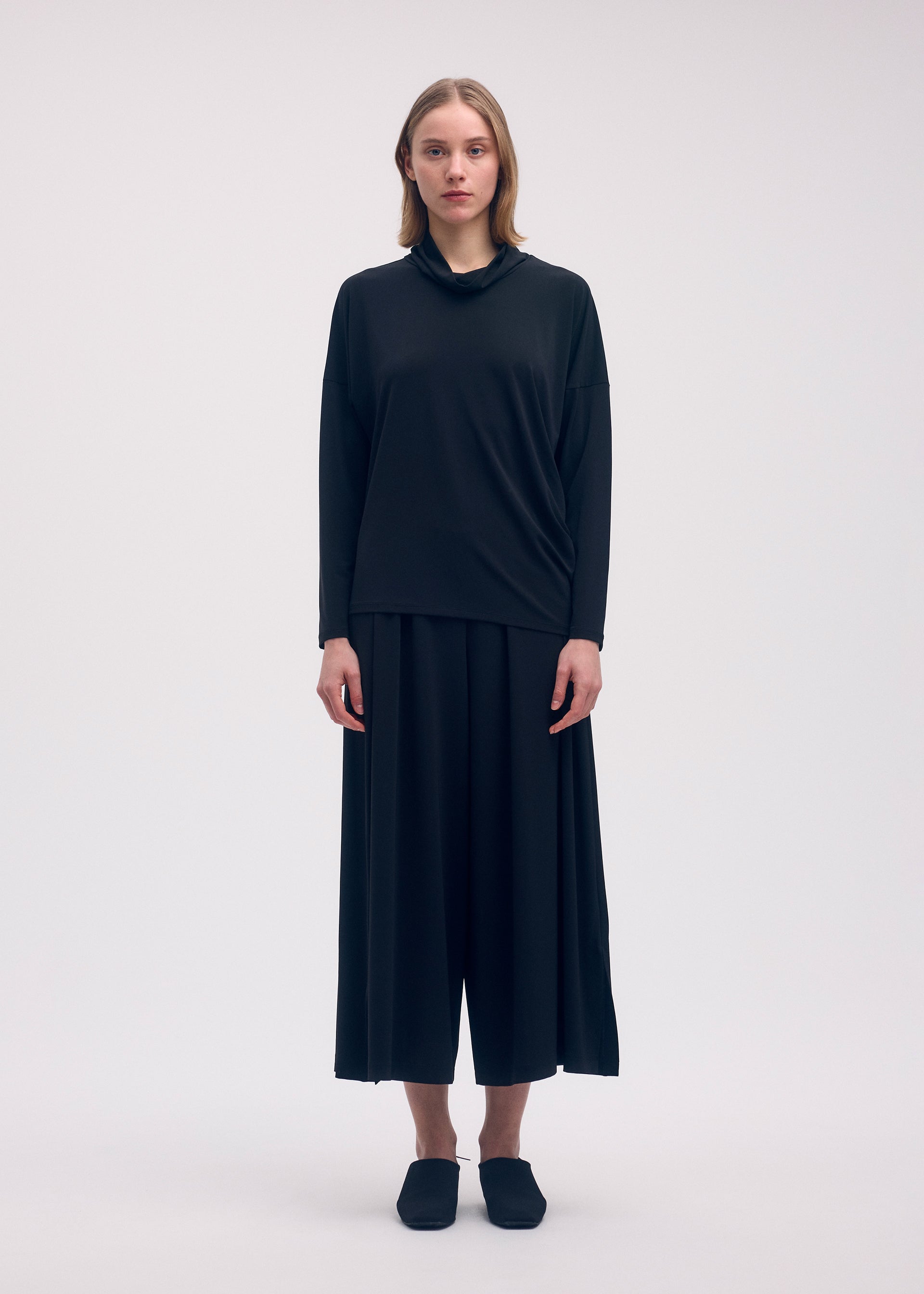 DRAPE JERSEY-58、ウィメンズ_トップス_トップ、着用画像1