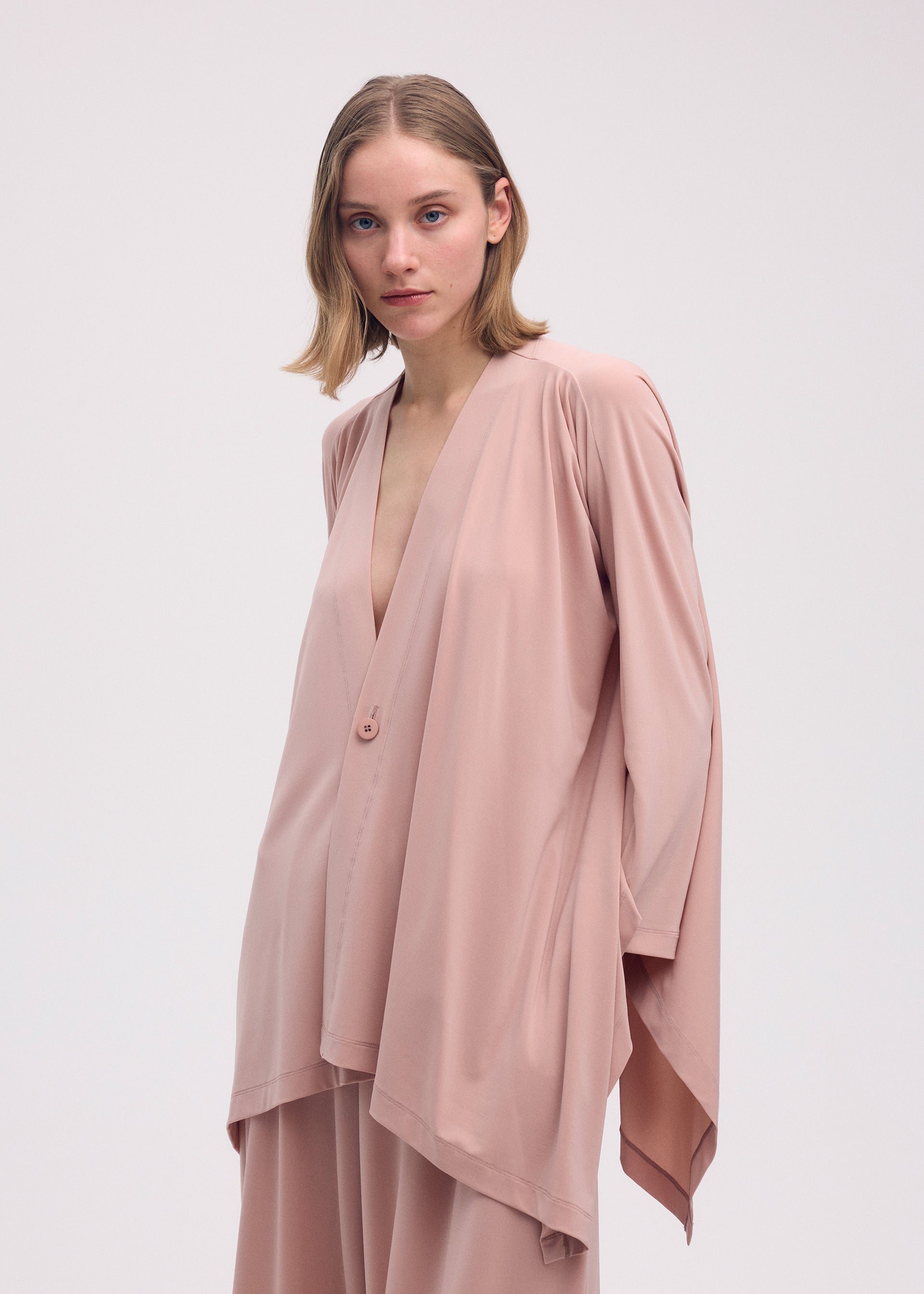 DRAPE JERSEY-58、ウィメンズ_トップス_カーディガン、着用画像3