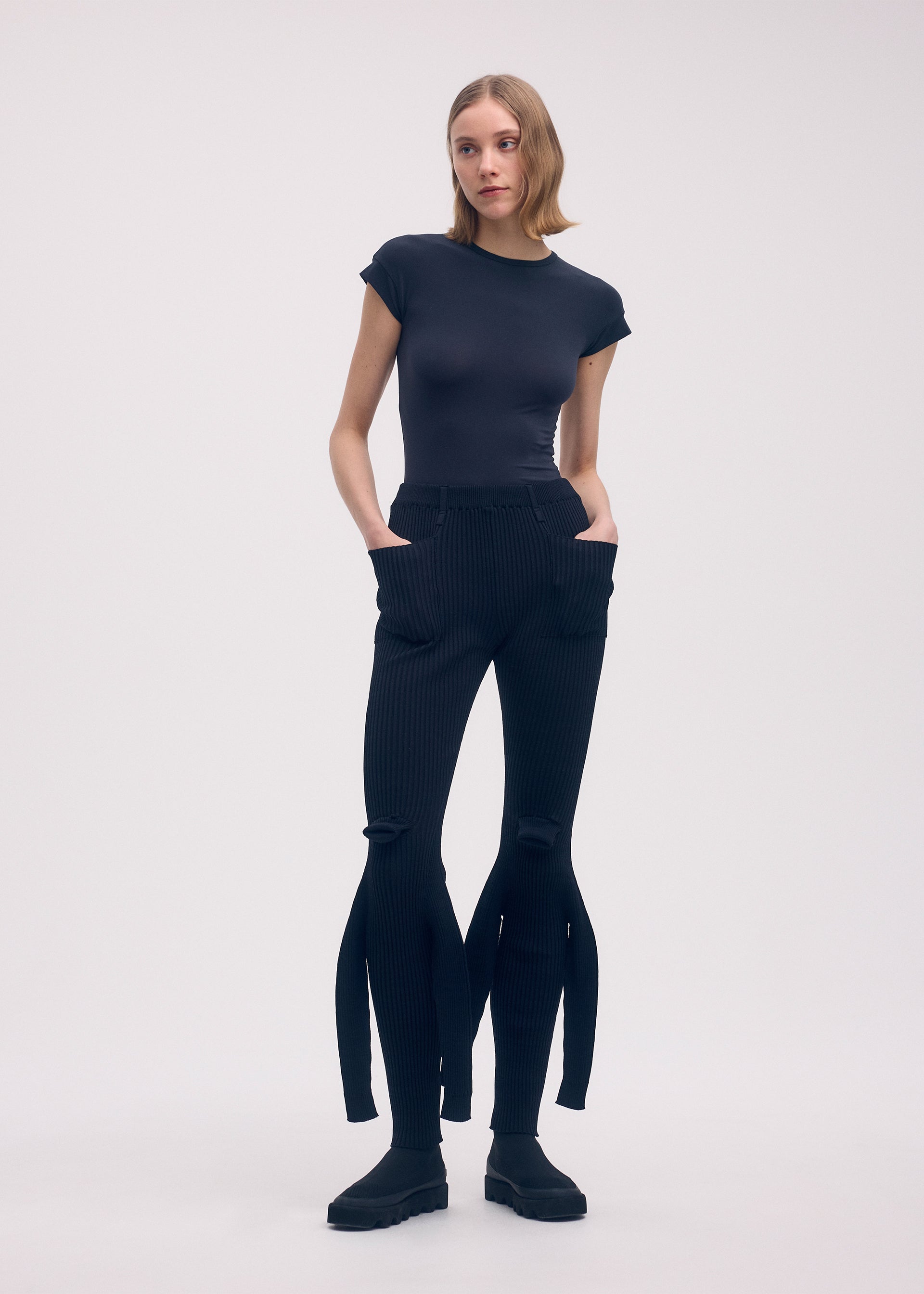 ODD PANTS、ウィメンズ_ニット、着用画像2