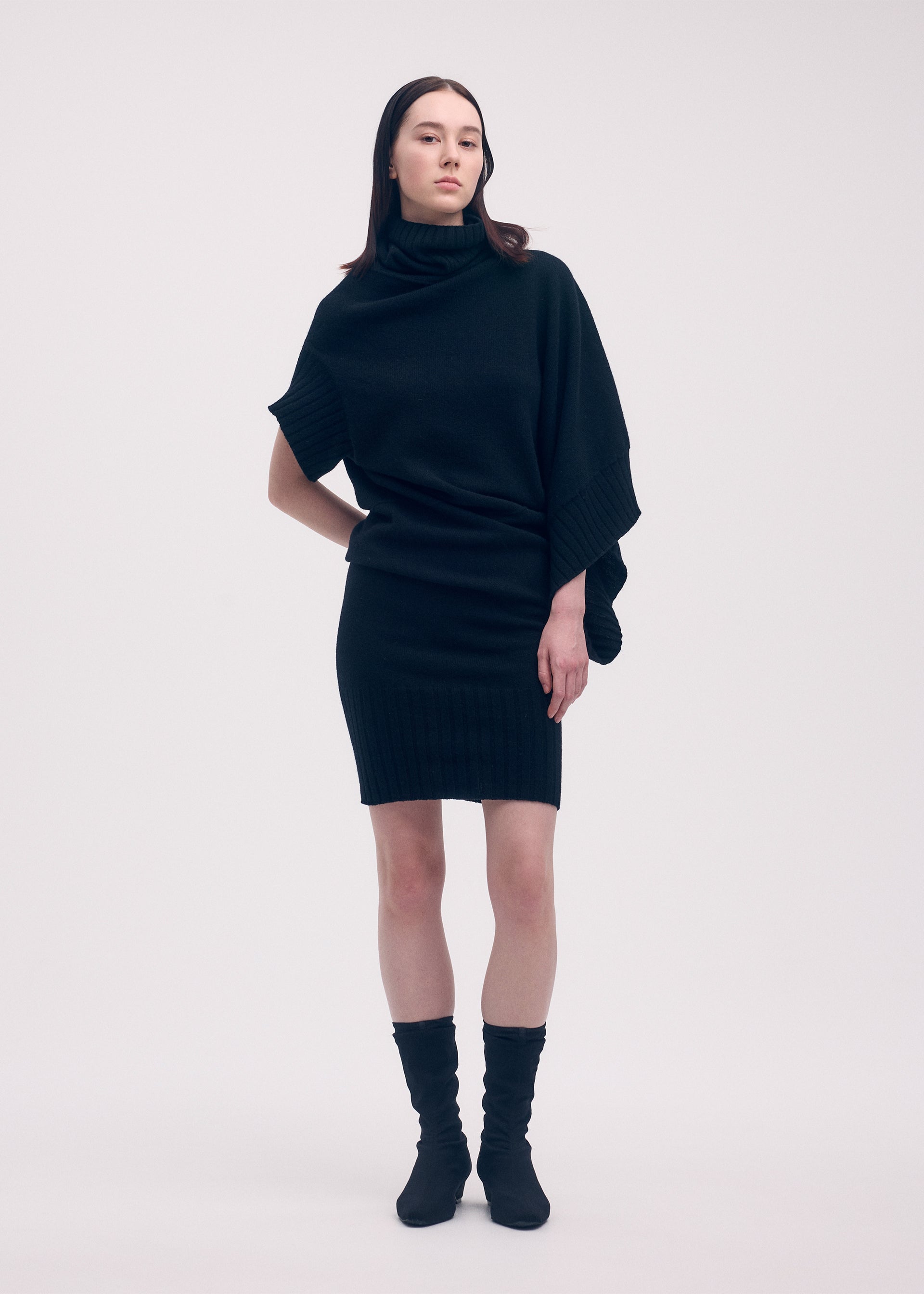 CROOKED WOOL KNIT、ウィメンズ_ニット、着用画像2