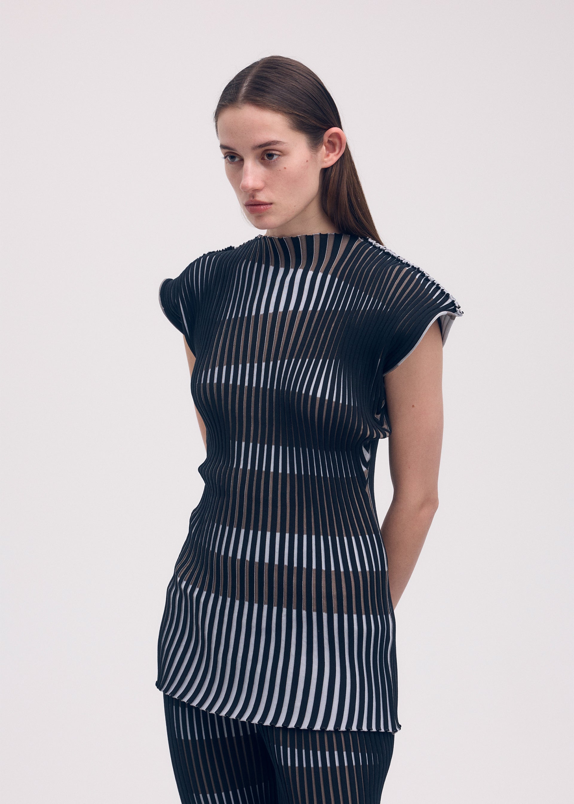 STRIPE PLATING KNIT、ウィメンズ_ニット、着用画像3