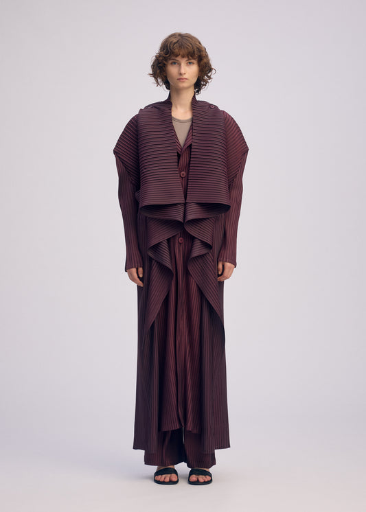 PLEATED ON PLEATS、ウィメンズ_ジャケット&コート_コート、着用画像1