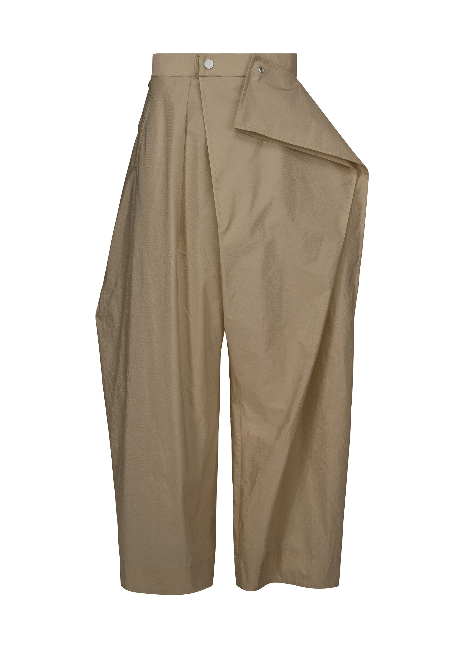 AKIMBO – isseymiyake.com