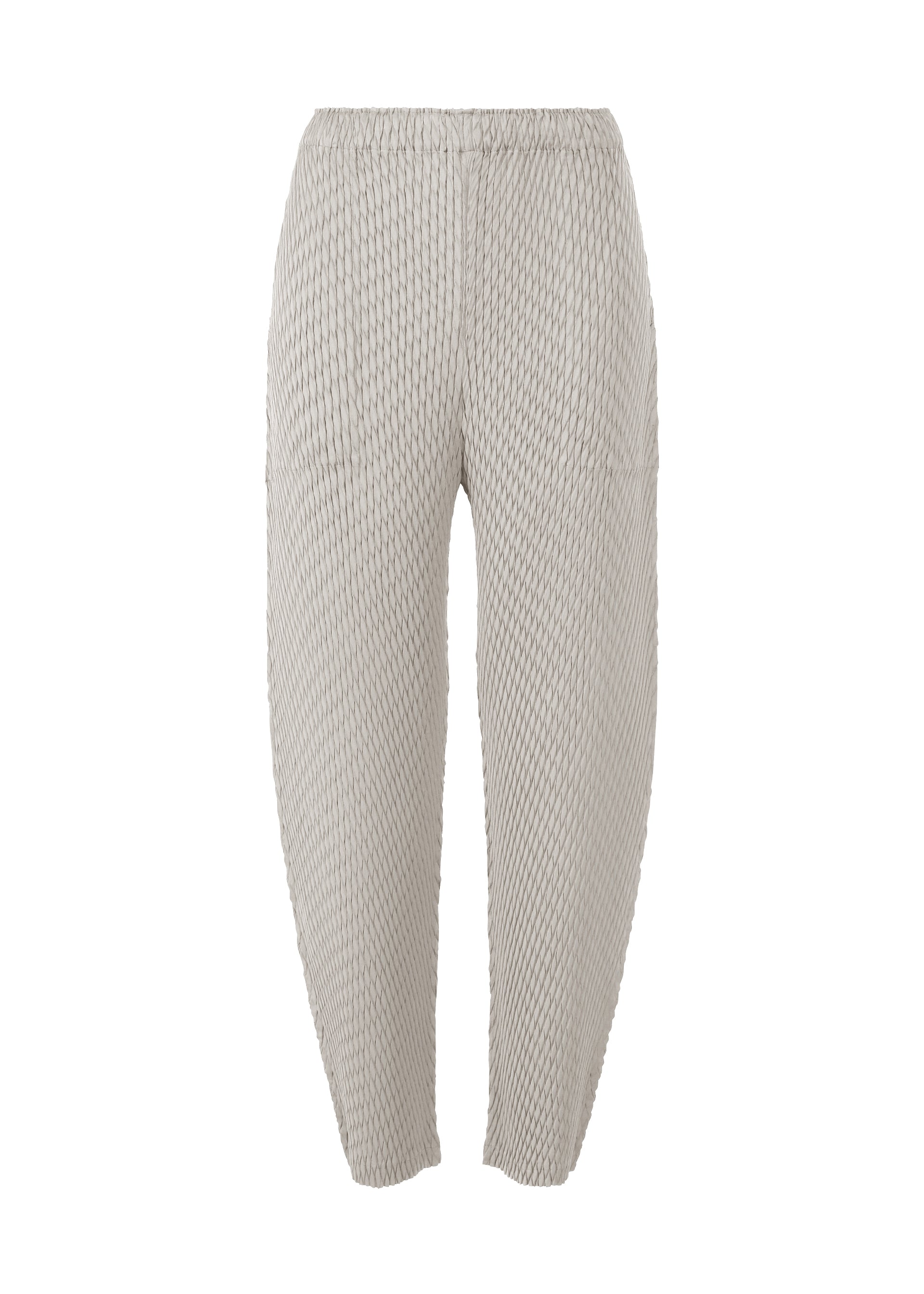 SLEEK PLEATS – isseymiyake.com