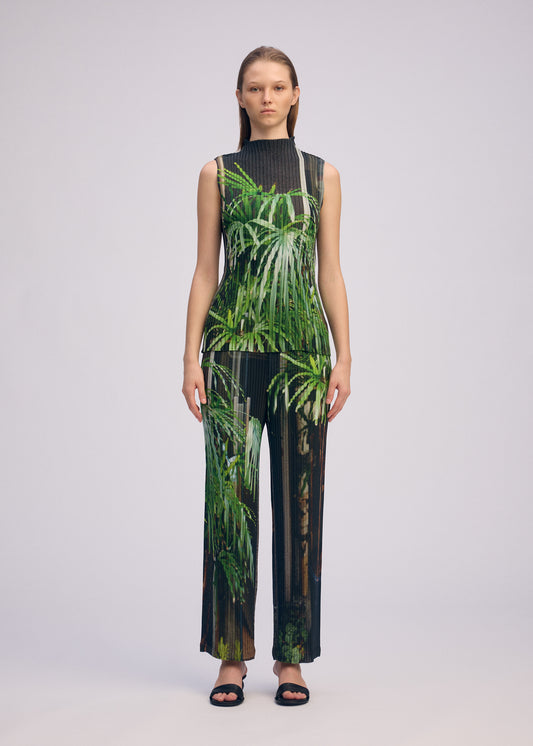 URBAN JUNGLE PLEATS、ウィメンズ_トップス_トップ、着用画像1