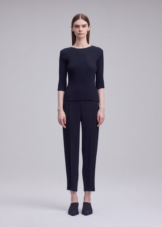 RHOMBUS PLEATS、ウィメンズ_パンツ、着用画像1