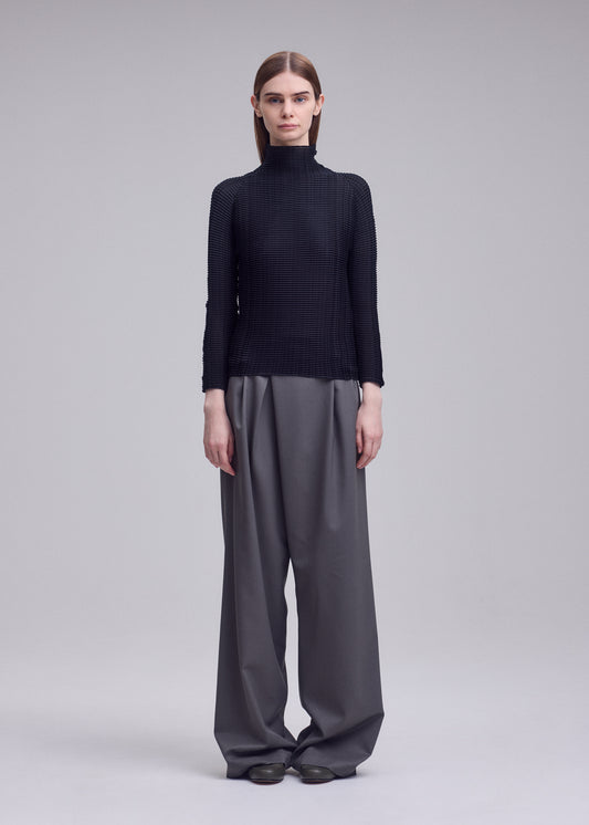 WOOLY PLEATS BK/WT-68、ウィメンズ_トップス_トップ、着用画像1