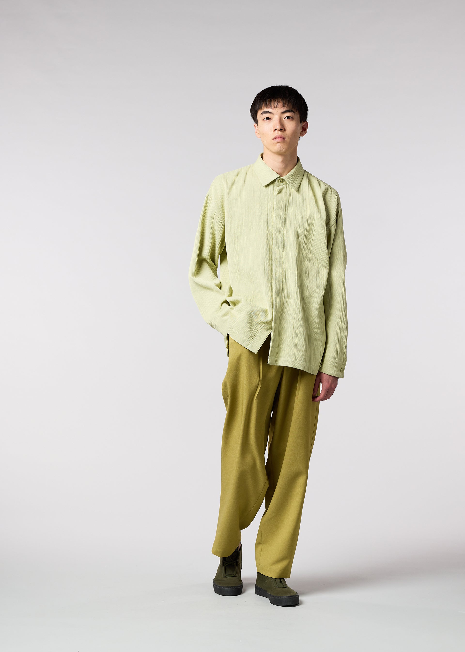 DOUBLE WEAVE CREPE、メンズ_トップス_シャツ、着用画像4