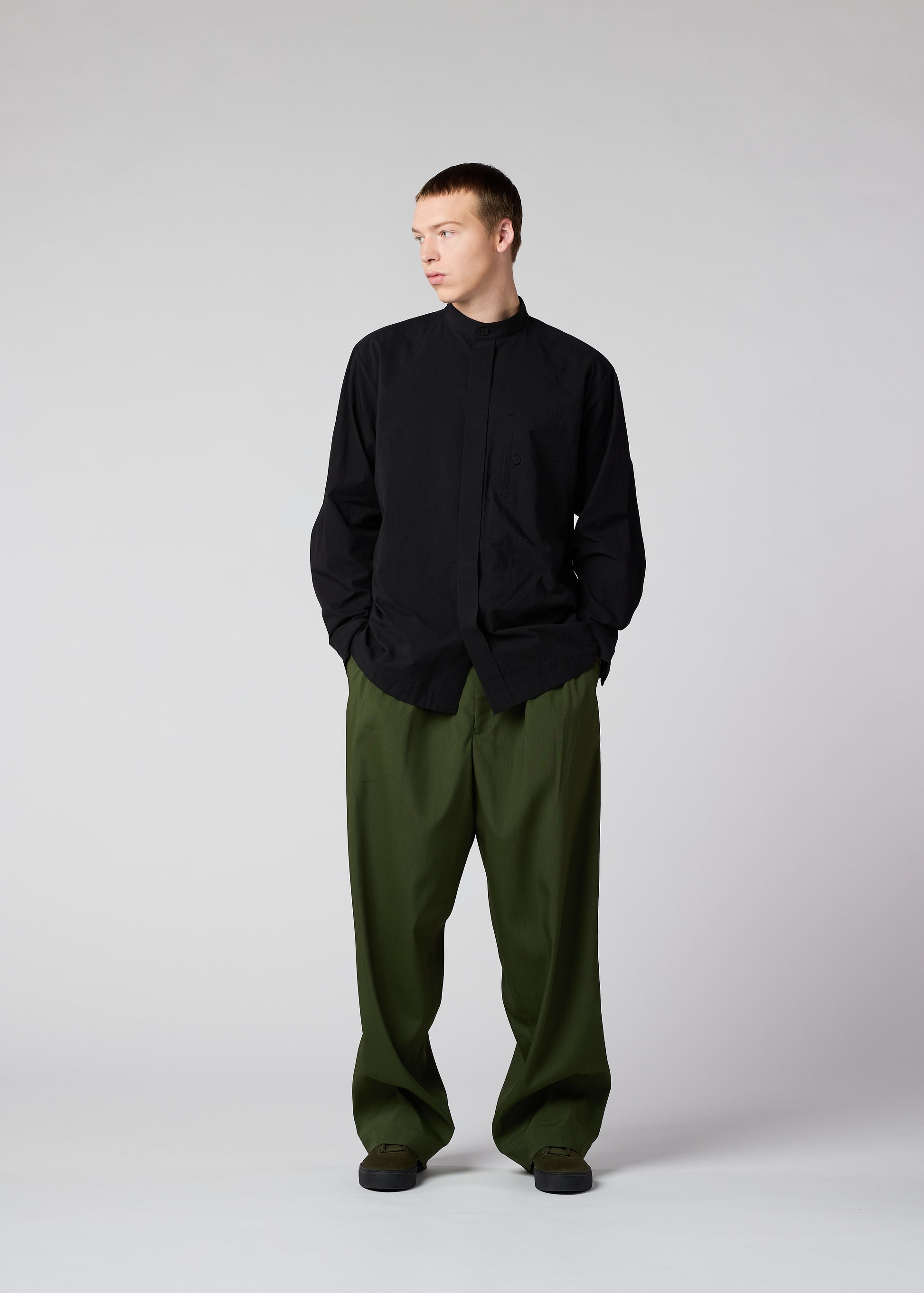 AIR、メンズ_パンツ、着用画像4