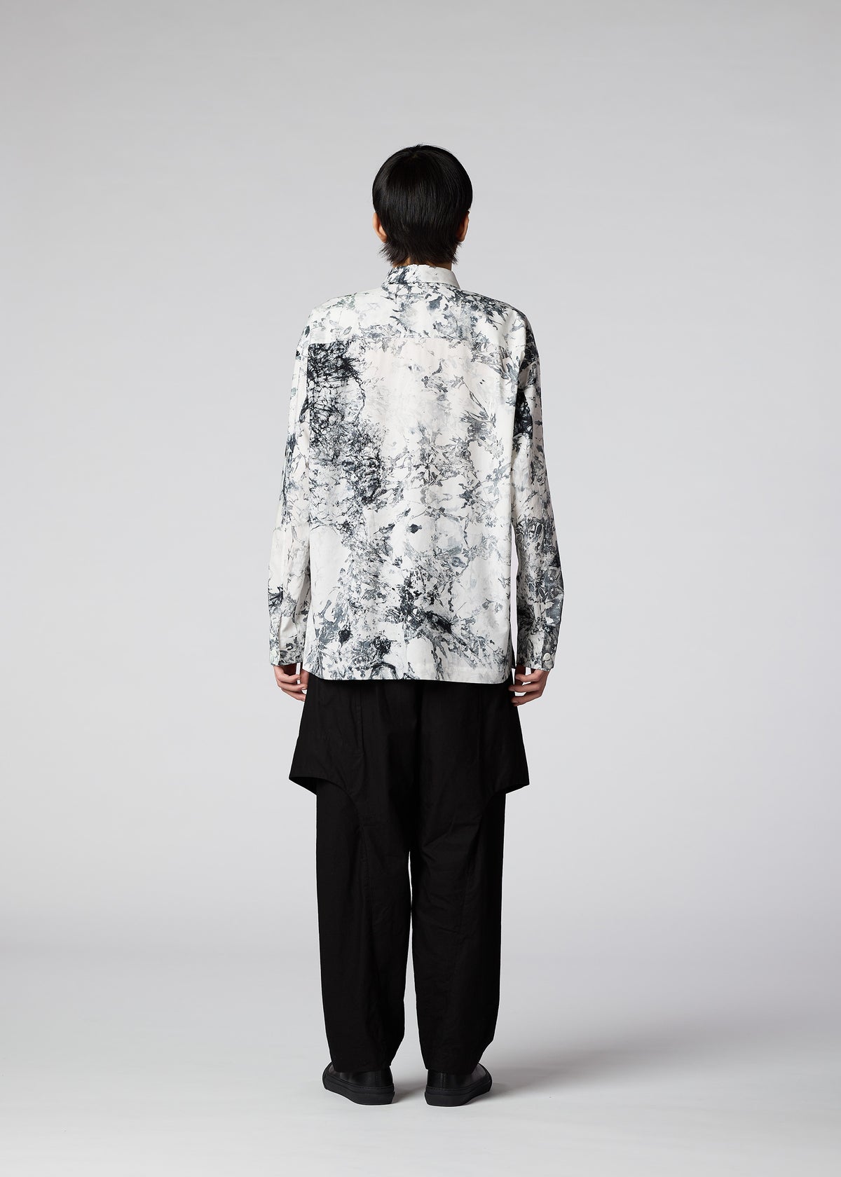 ROKETSU、メンズ_トップス_シャツ、着用画像3