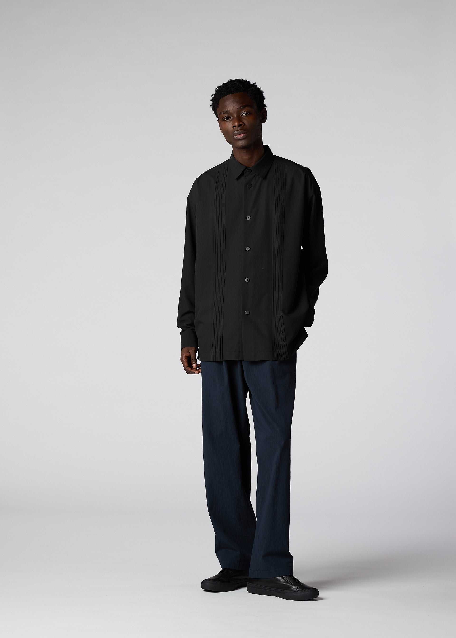 PLEATS SHIRT、メンズ_トップス_シャツ、着用画像4