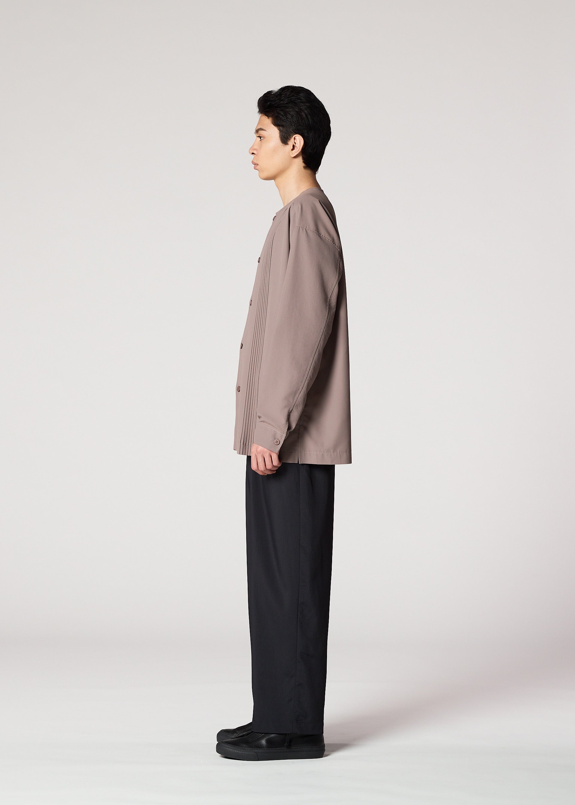 PLEATS SHIRT、メンズ_トップス_シャツ、着用画像2
