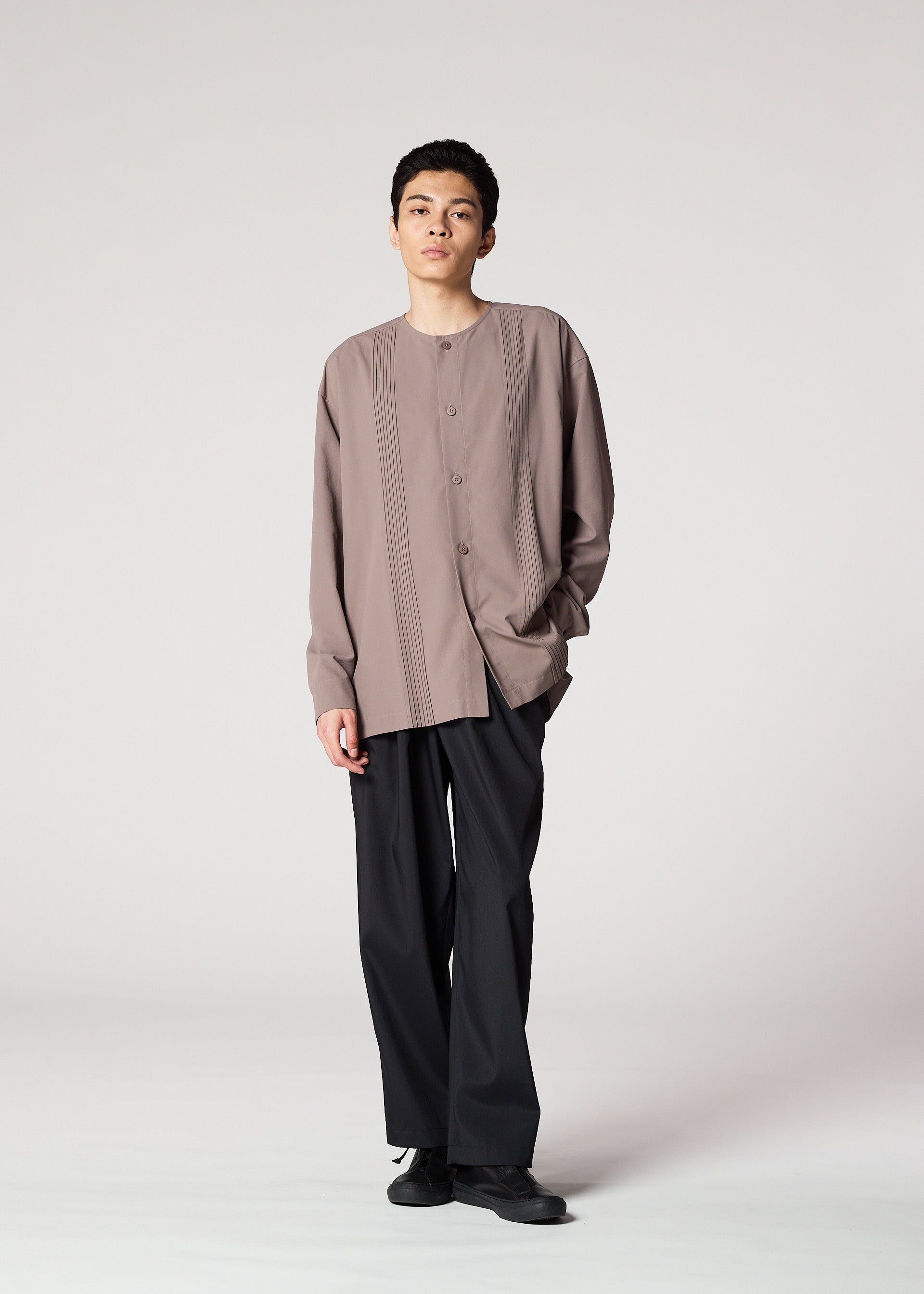 PLEATS SHIRT、メンズ_トップス_シャツ、着用画像4