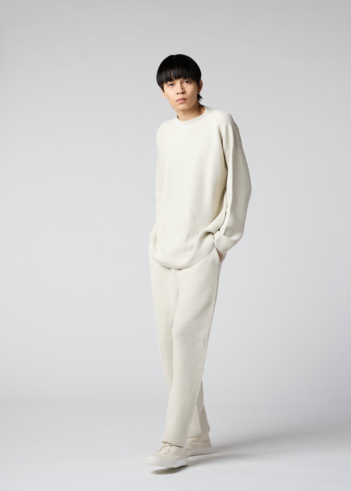 SEAMLESS WASHI KNIT、メンズ_パンツ、着用画像4