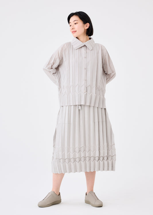 CUBE PLEATS BOTTOM、ウィメンズ_スカート、着用画像1