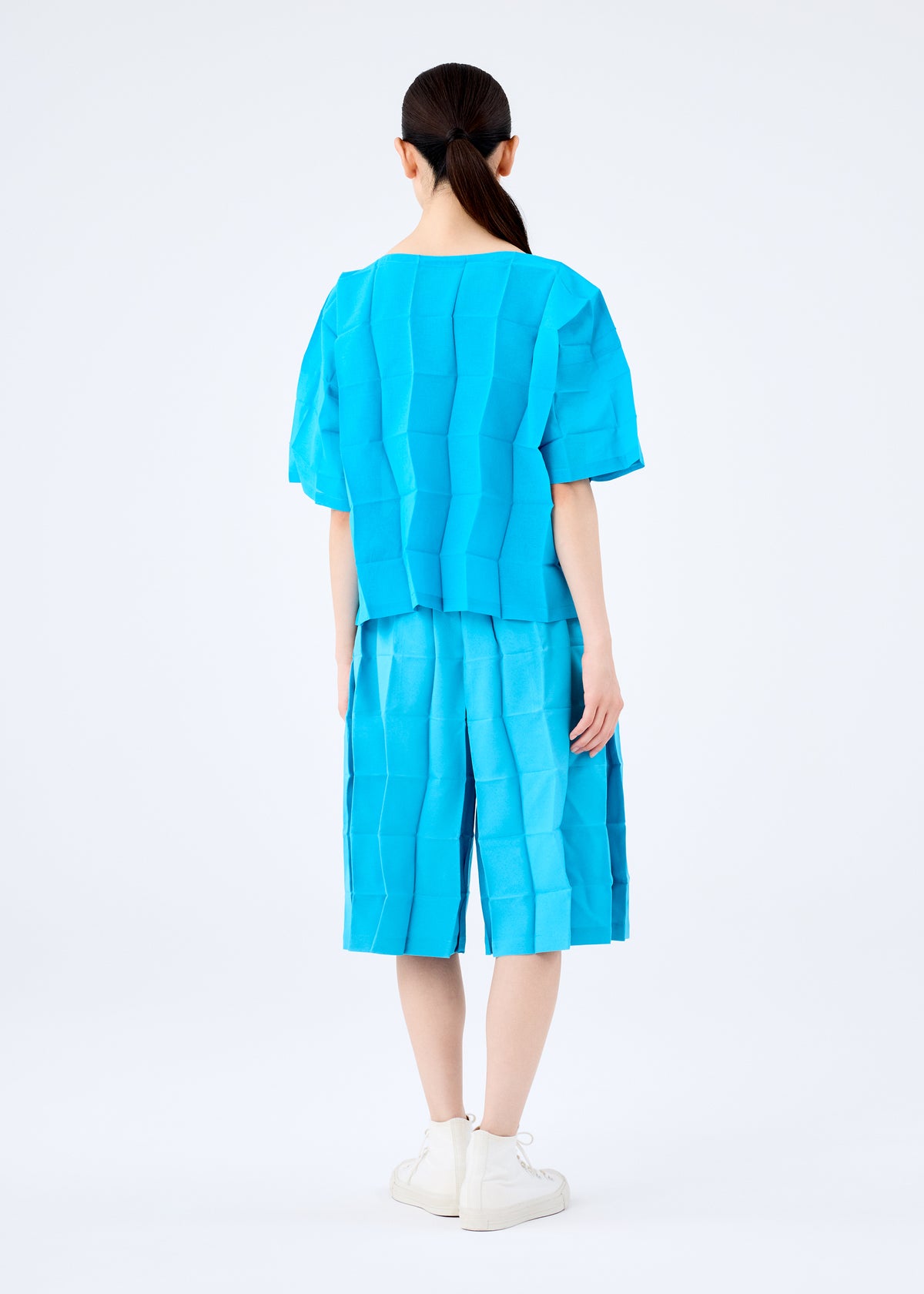 DICE PLEATS BOTTOM、ウィメンズ_パンツ、着用画像2