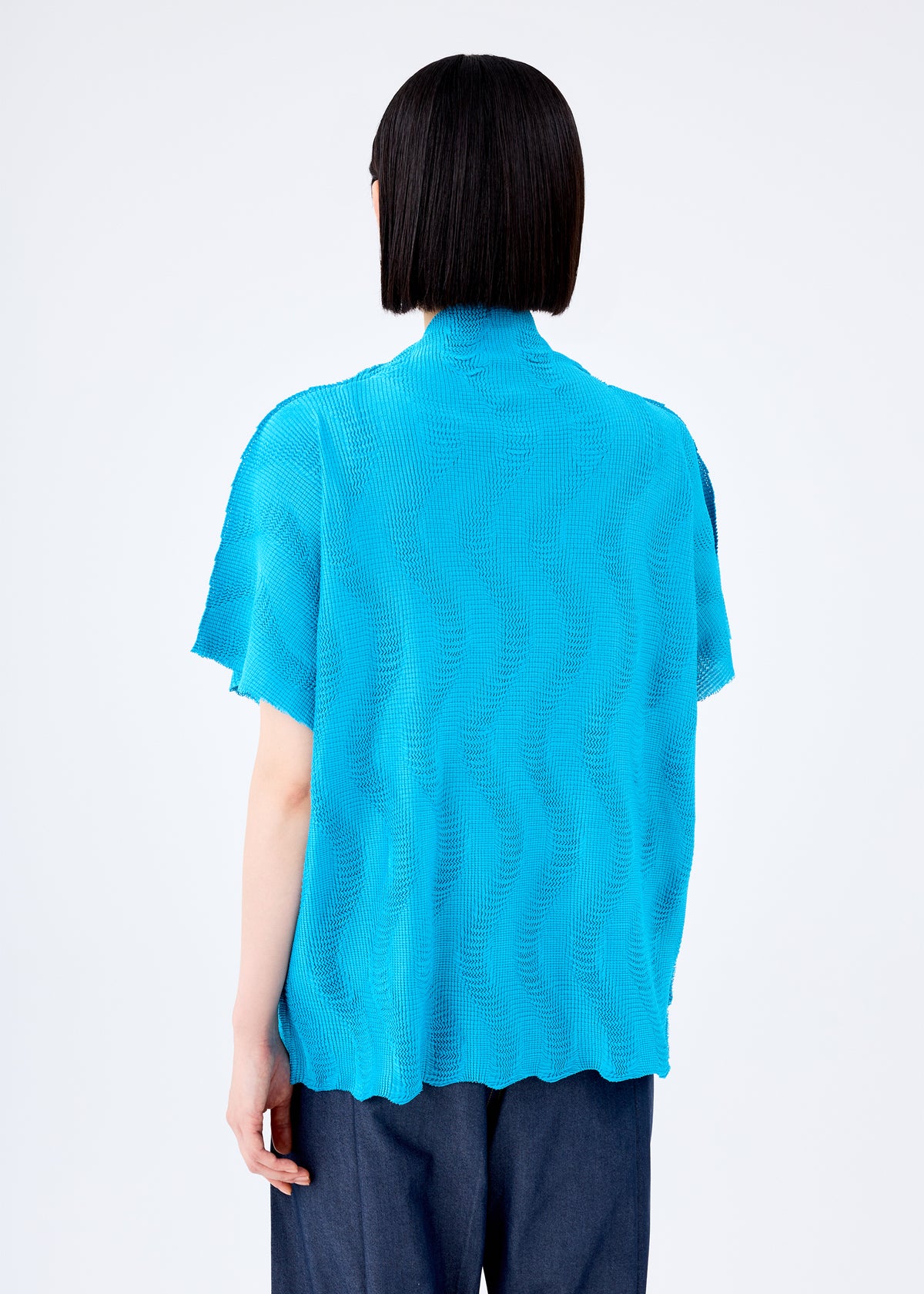 WAVE KNIT STRETCH PLEATS、ウィメンズ_トップス_トップ、着用画像2