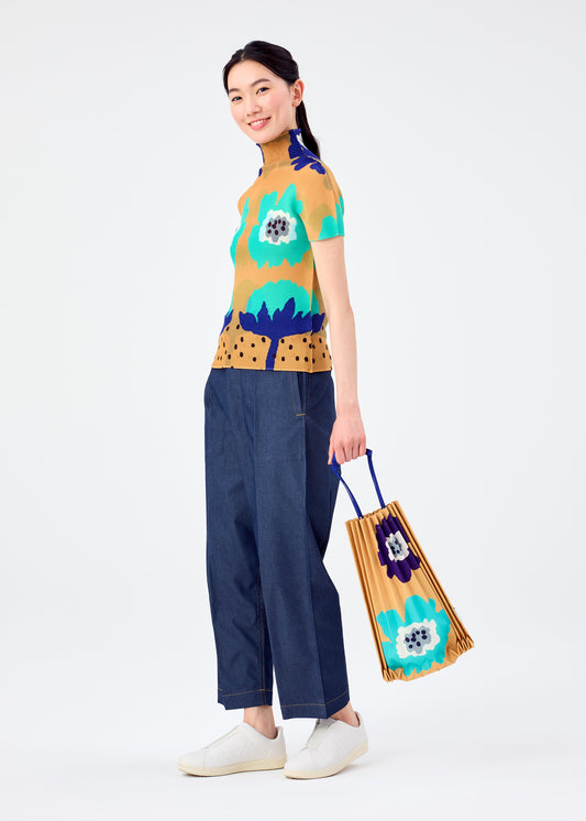 GROW TRUNK PLEATS BAG、バッグ&財布_トートバッグ、着用画像1