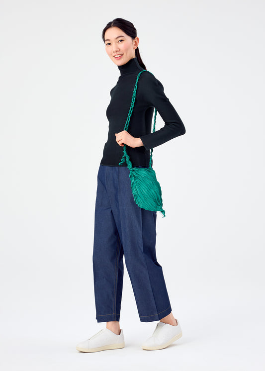 WHIPPED PLEATS BAG、バッグ&財布_ショルダーバッグ、着用画像1