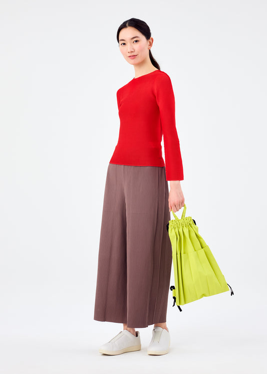 POCKET PLEATS BAG、バッグ&財布_バックパック、着用画像1