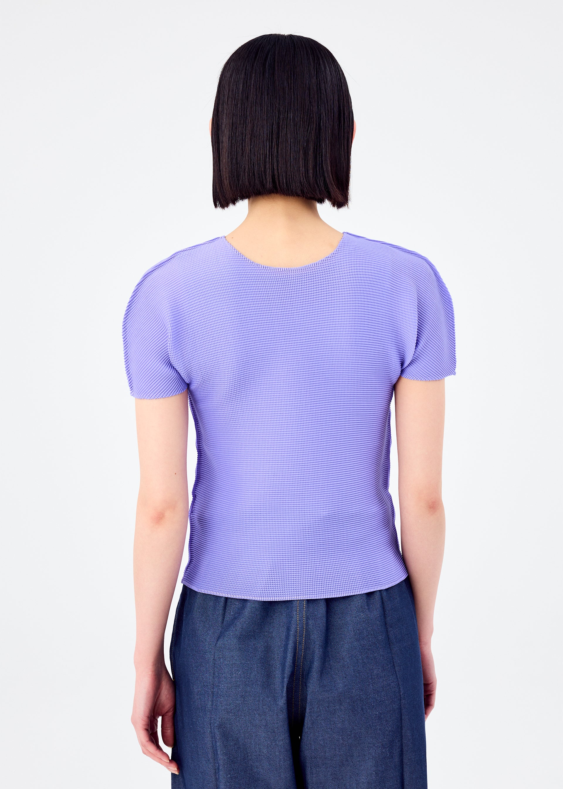 STRETCH PLEATS 1、ウィメンズ_トップス_トップ、着用画像2