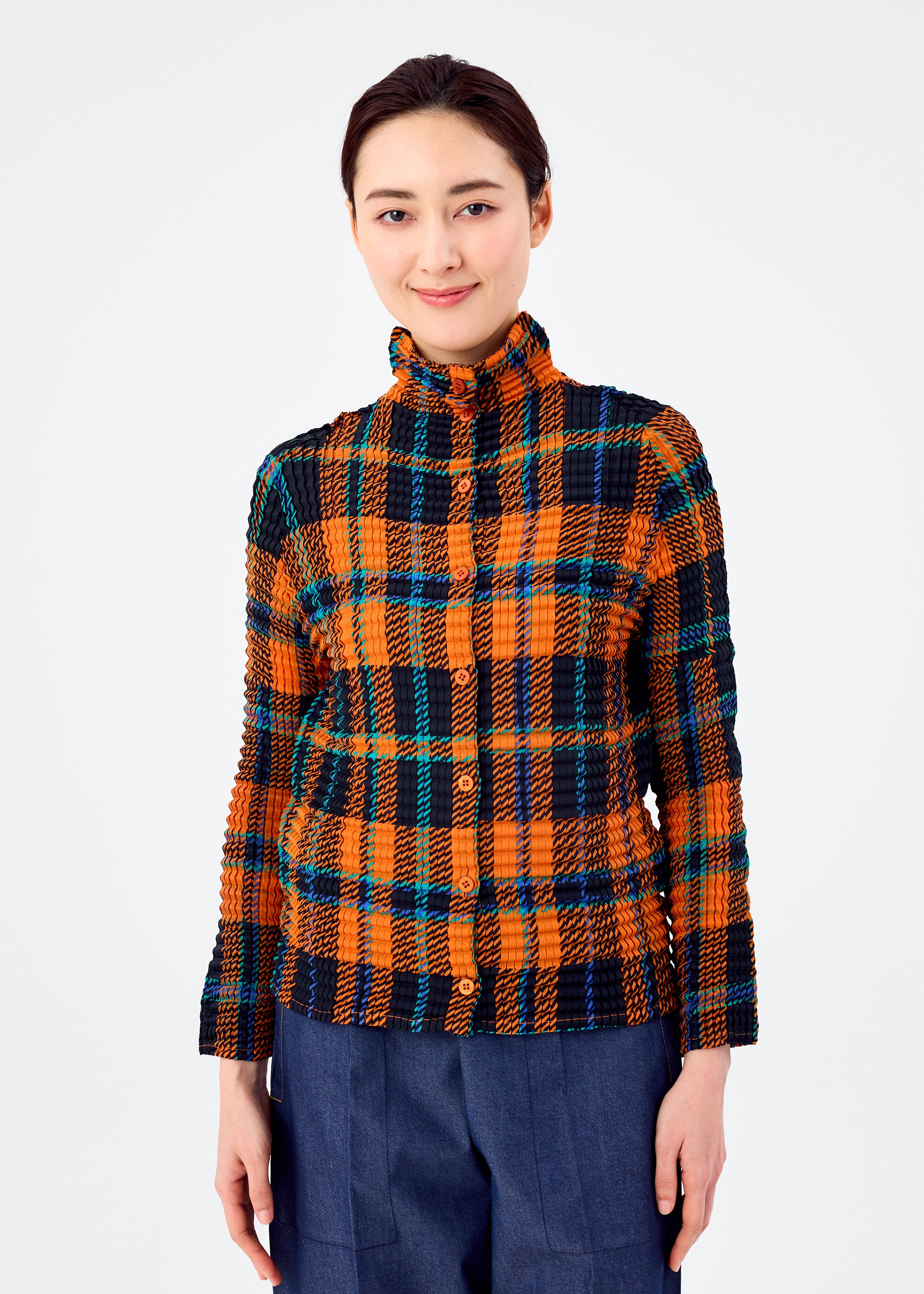 TARTAN CHECK PLEATS SHIRT、ウィメンズ_トップス_カーディガン、着用画像1