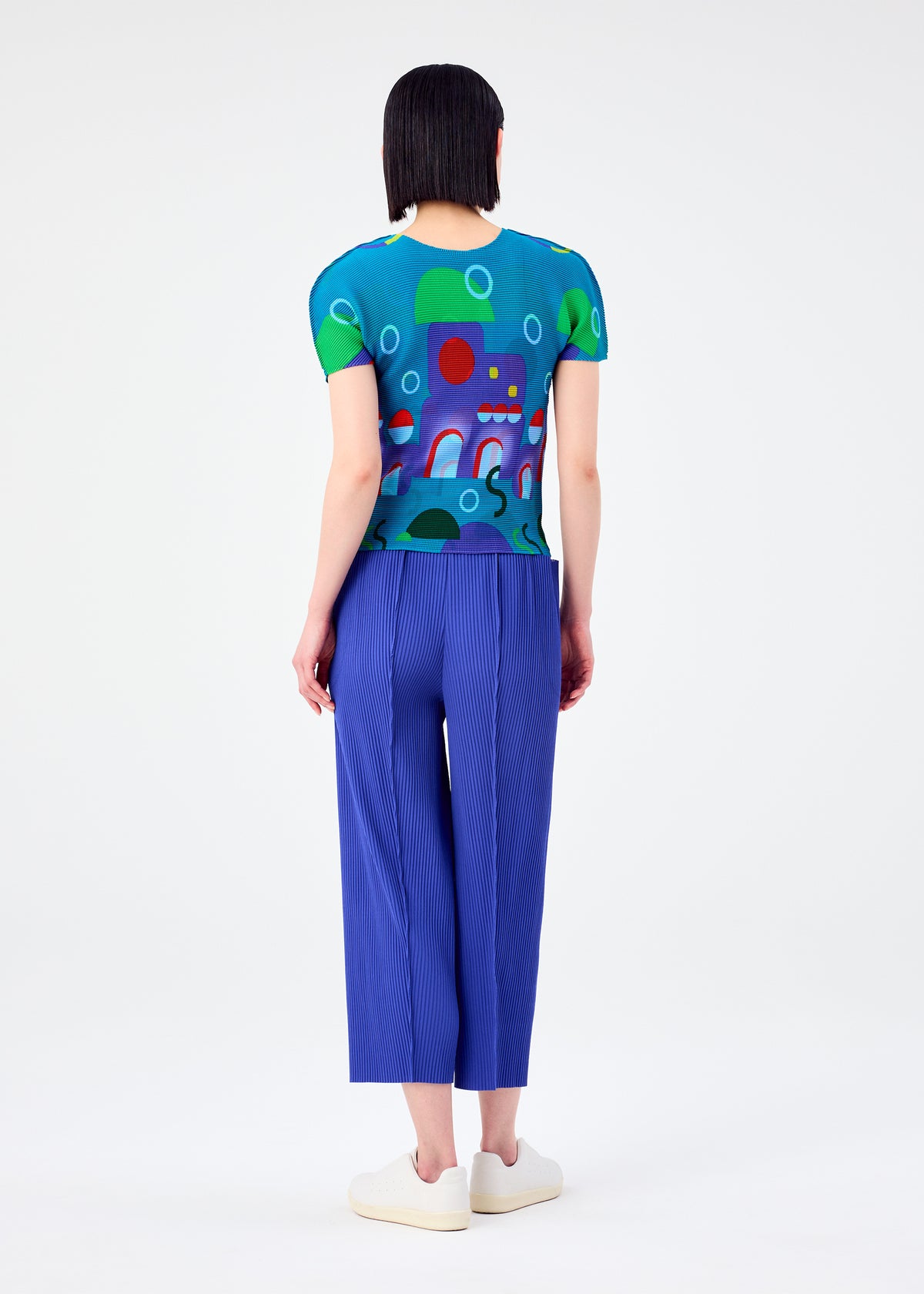 FINE KNIT PLEATS COLOR 1、ウィメンズ_パンツ、着用画像2