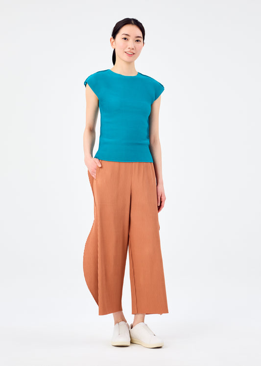 FINE KNIT PLEATS BOTTOM 1、ウィメンズ_パンツ、着用画像1