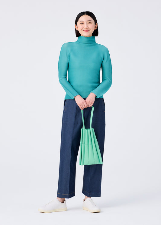 RIPPLE PLEATS BAG、バッグ&財布_トートバッグ、着用画像1