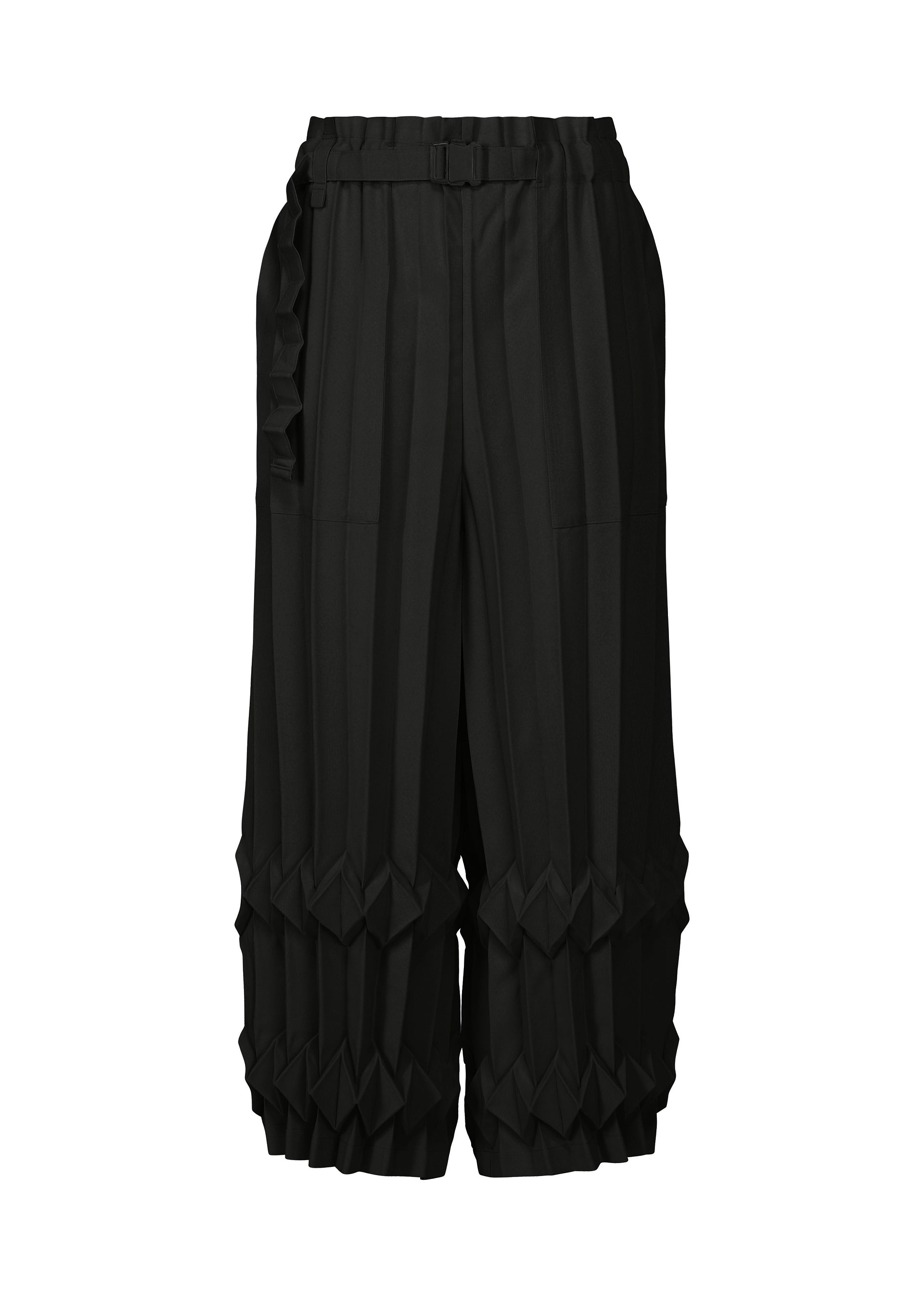 TREE PLEATS – isseymiyake.com