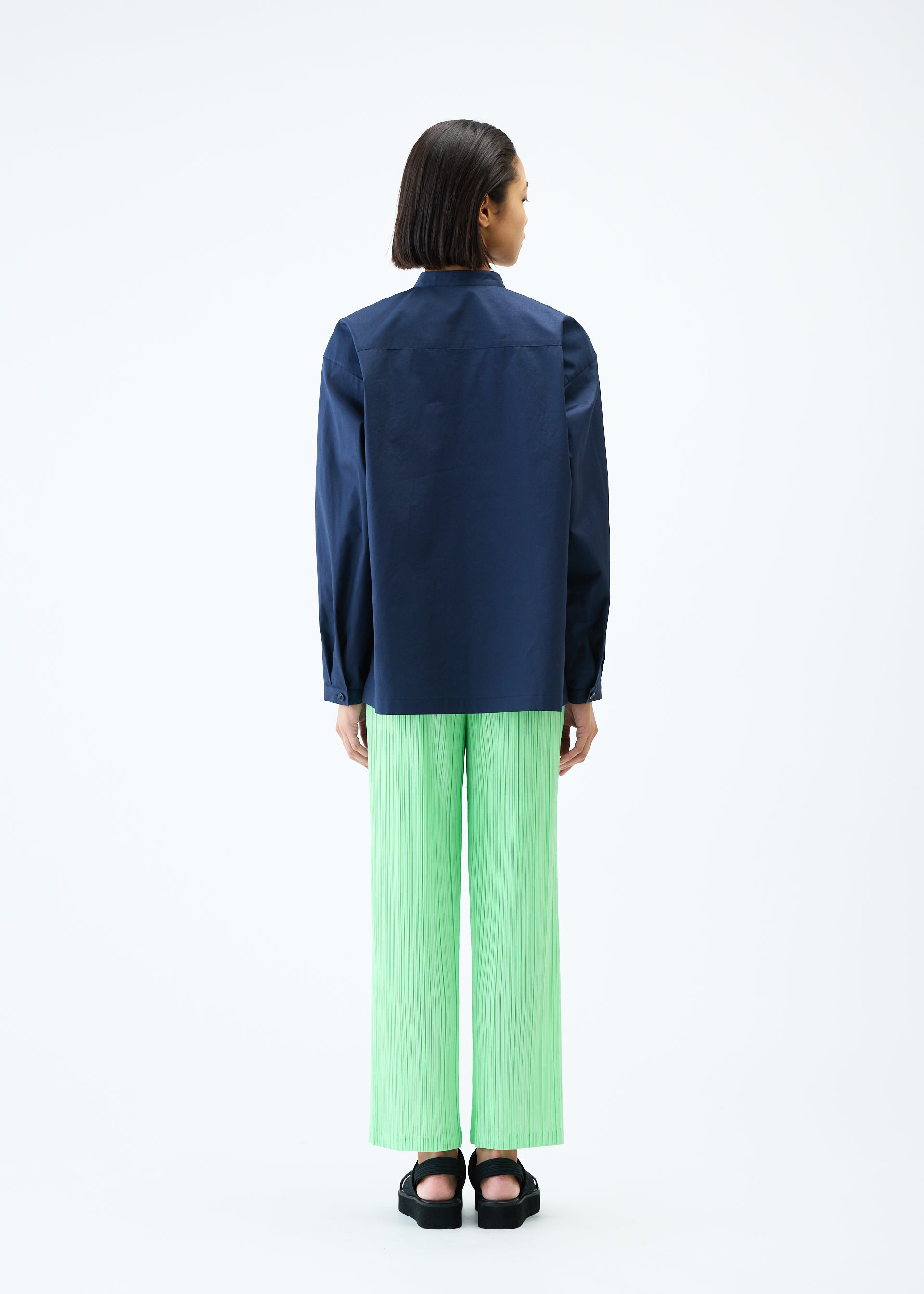 GRAINY SHIRT、ウィメンズ_トップス_シャツ、着用画像3