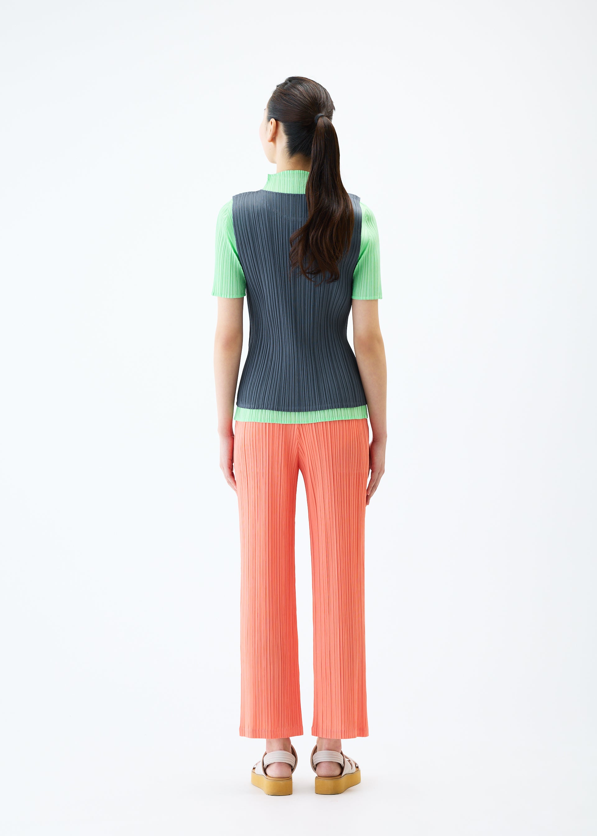 MONTHLY COLORS : MAY、ウィメンズ_トップス_トップ、着用画像3