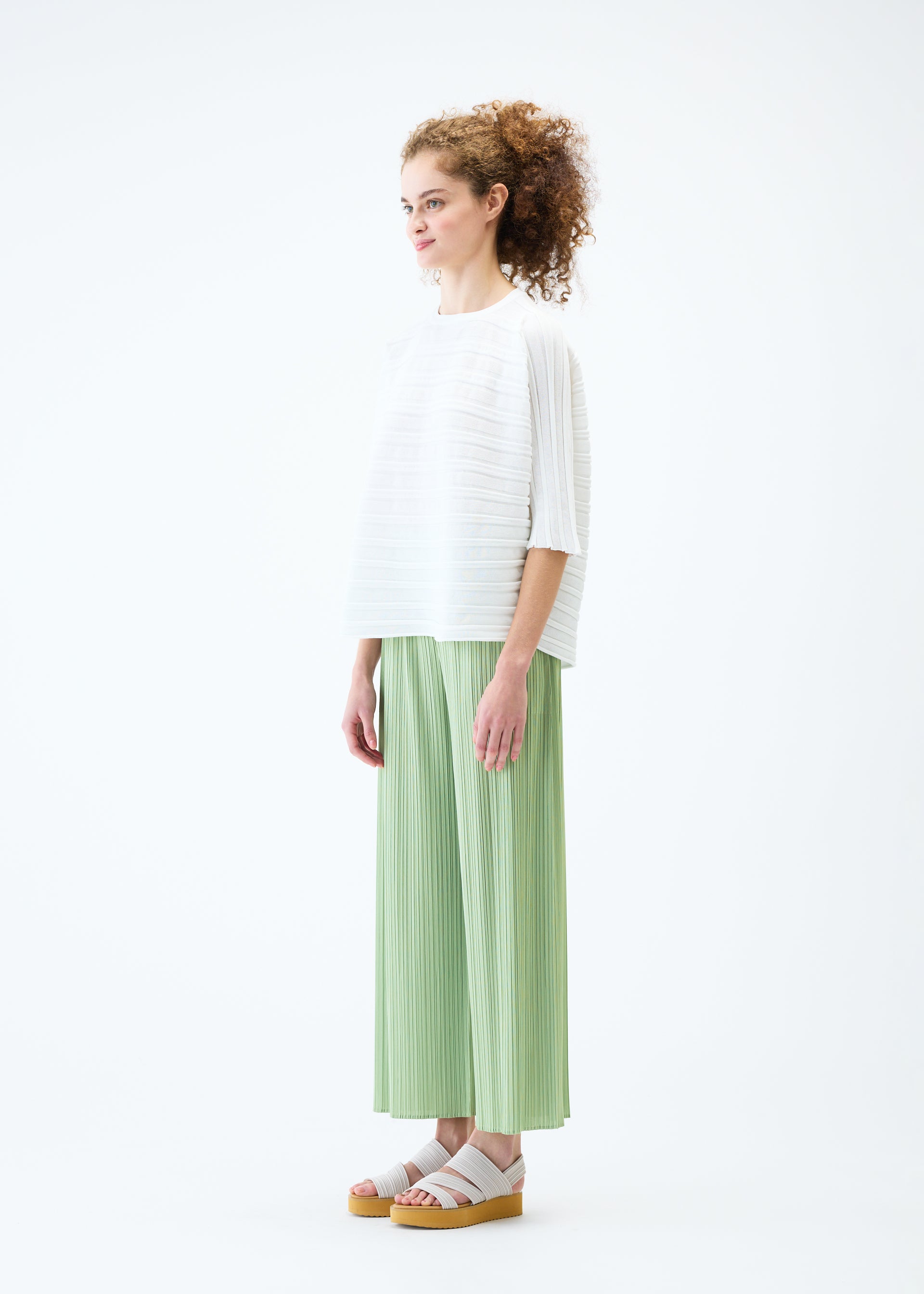 STEP KNIT、ウィメンズ_ニット、着用画像2