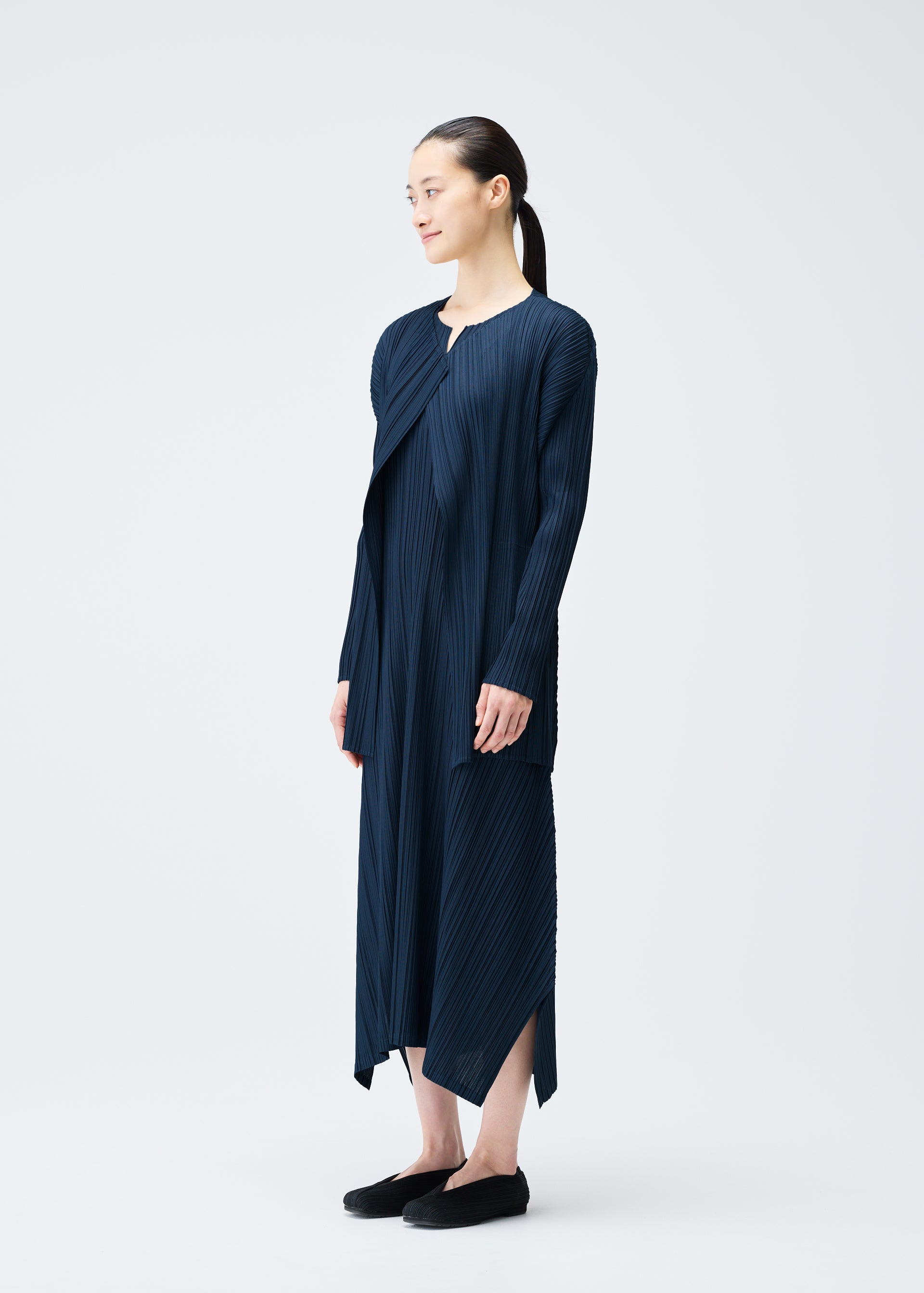 MELLOW PLEATS、ウィメンズ_トップス_カーディガン、着用画像2