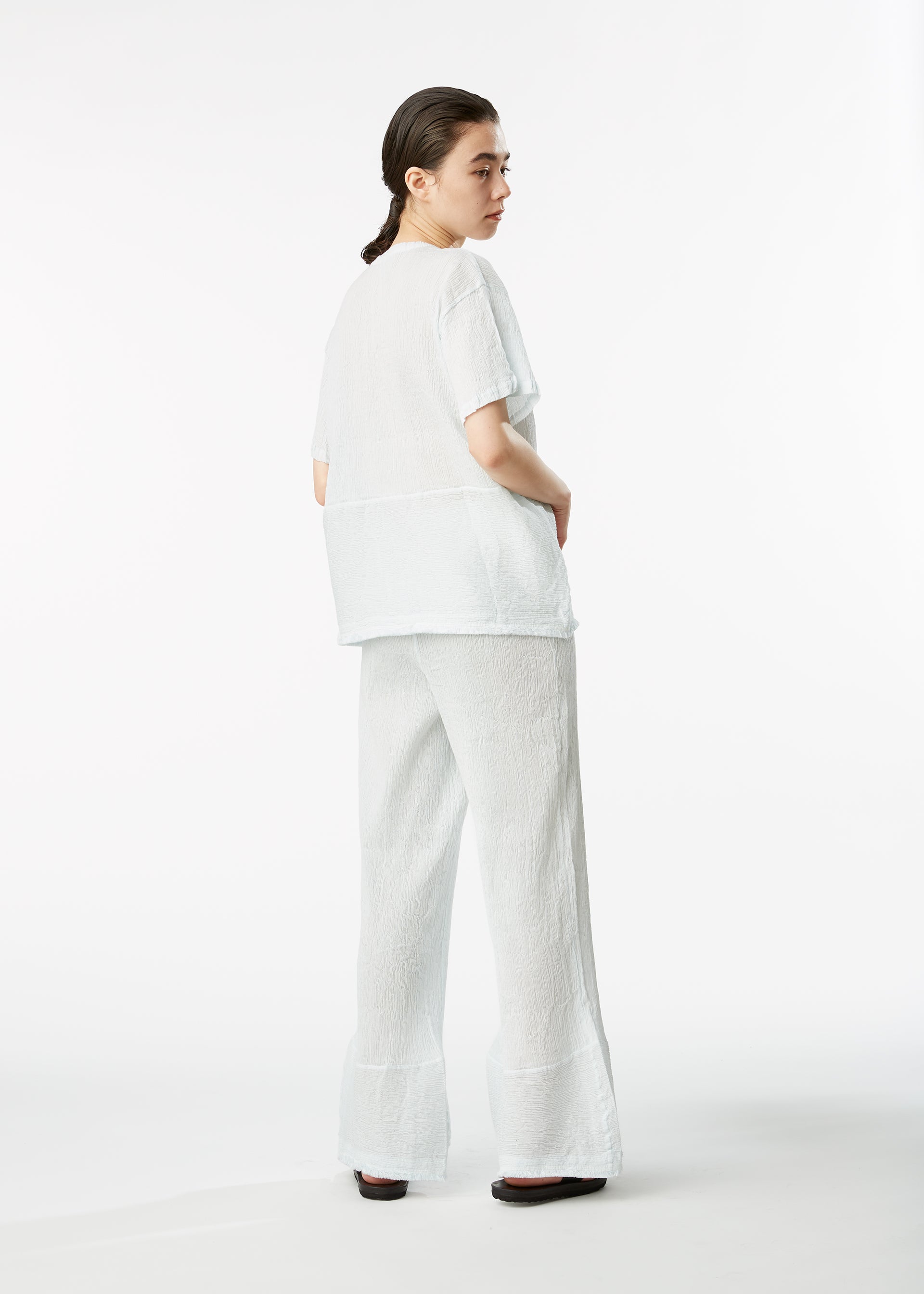 KYO CHIJIMI HEM LINE FRINGE、ウィメンズ_トップス_トップ、着用画像2