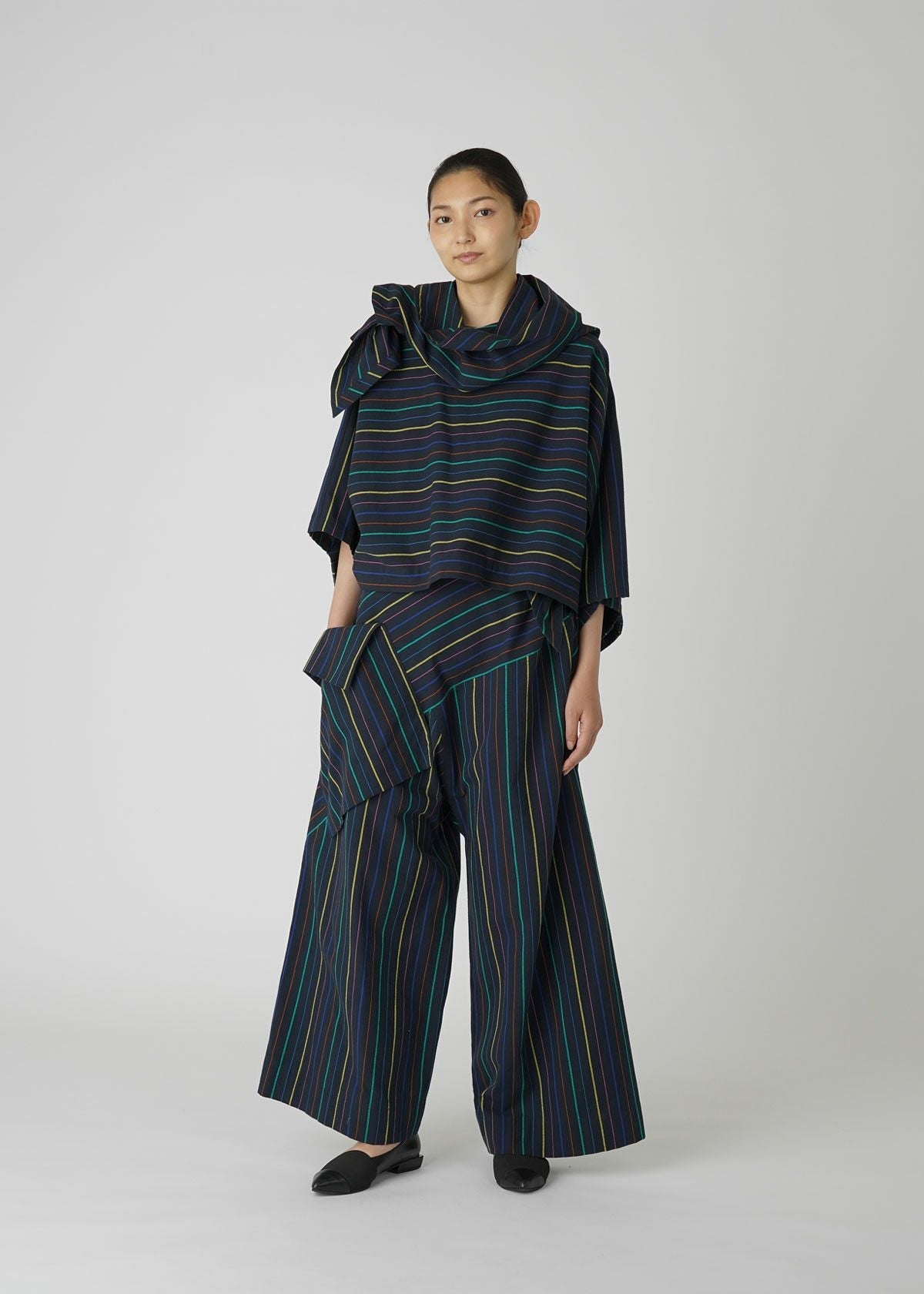 STRIPE COTTON、ウィメンズ_パンツ、着用画像1