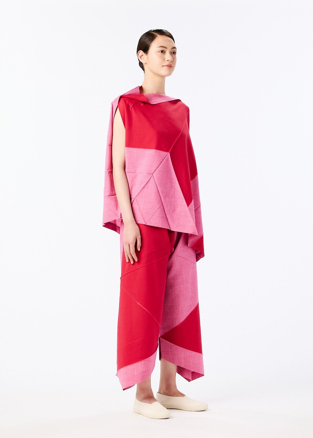 TRIANGLE RAMIE、ウィメンズ_トップス、着用画像3