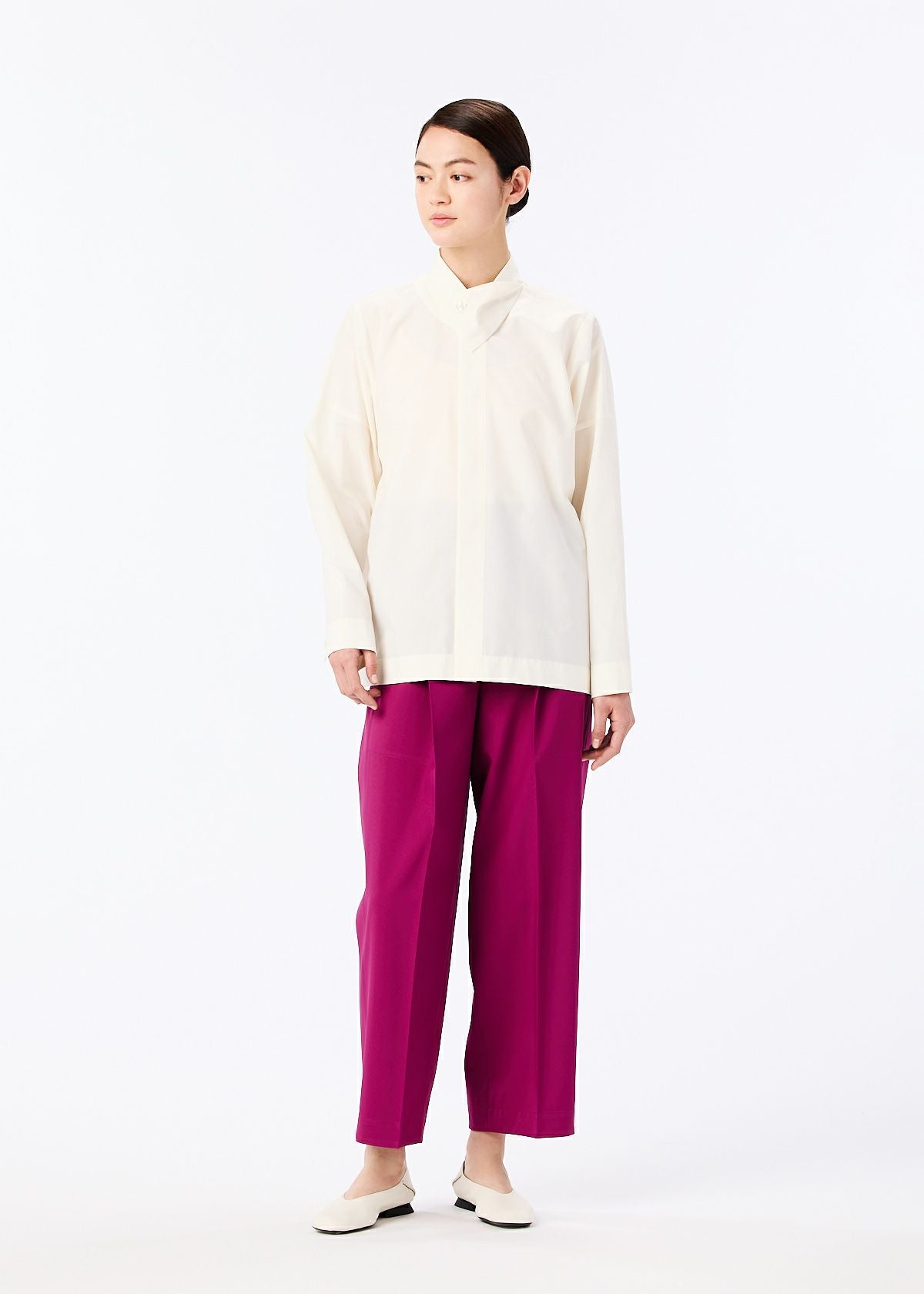 MOBIUS SHIRT、ウィメンズ_トップス、着用画像1
