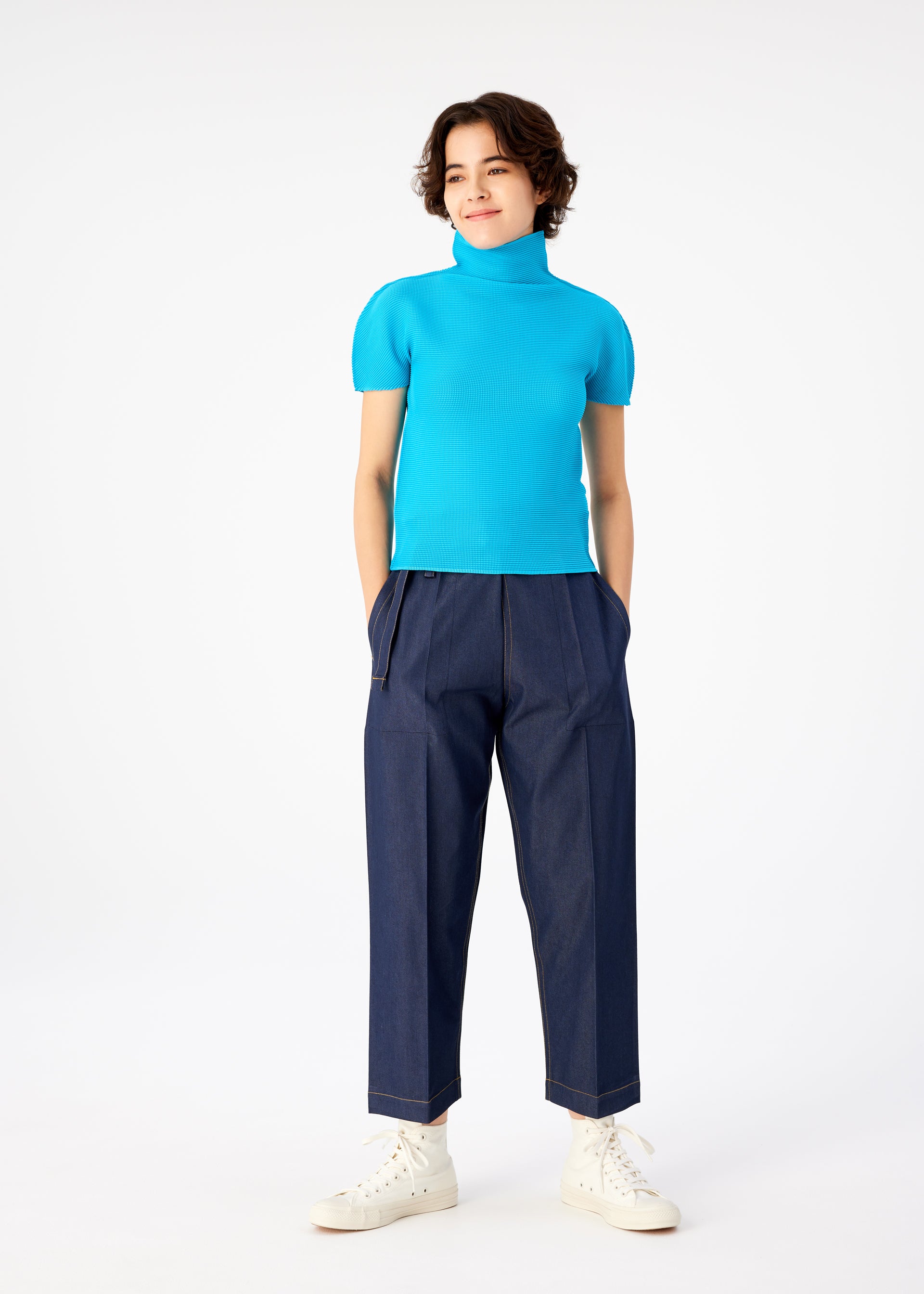 STRETCH PLEATS 6、ウィメンズ_トップス_トップ、着用画像3